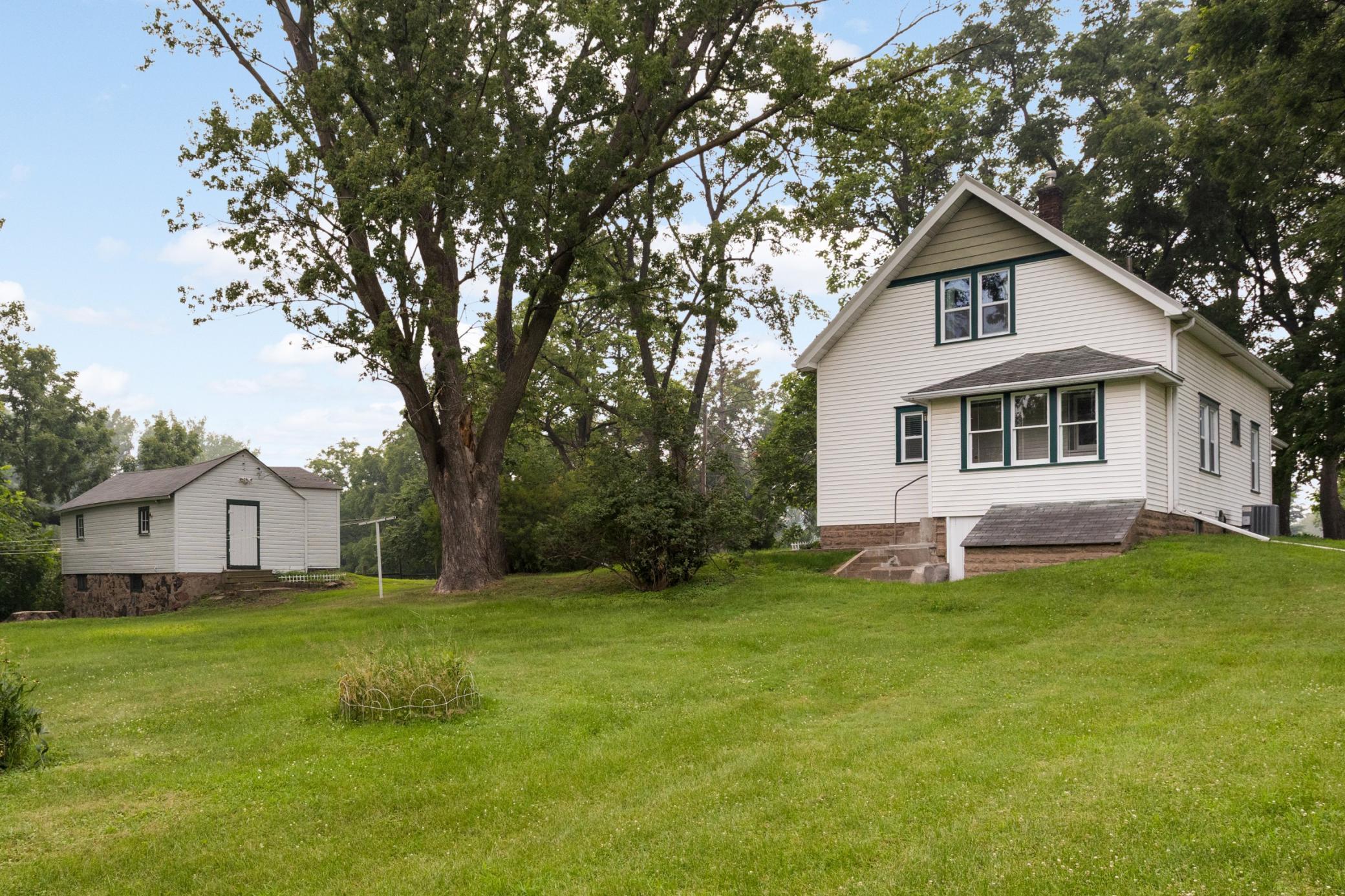main property photo 27