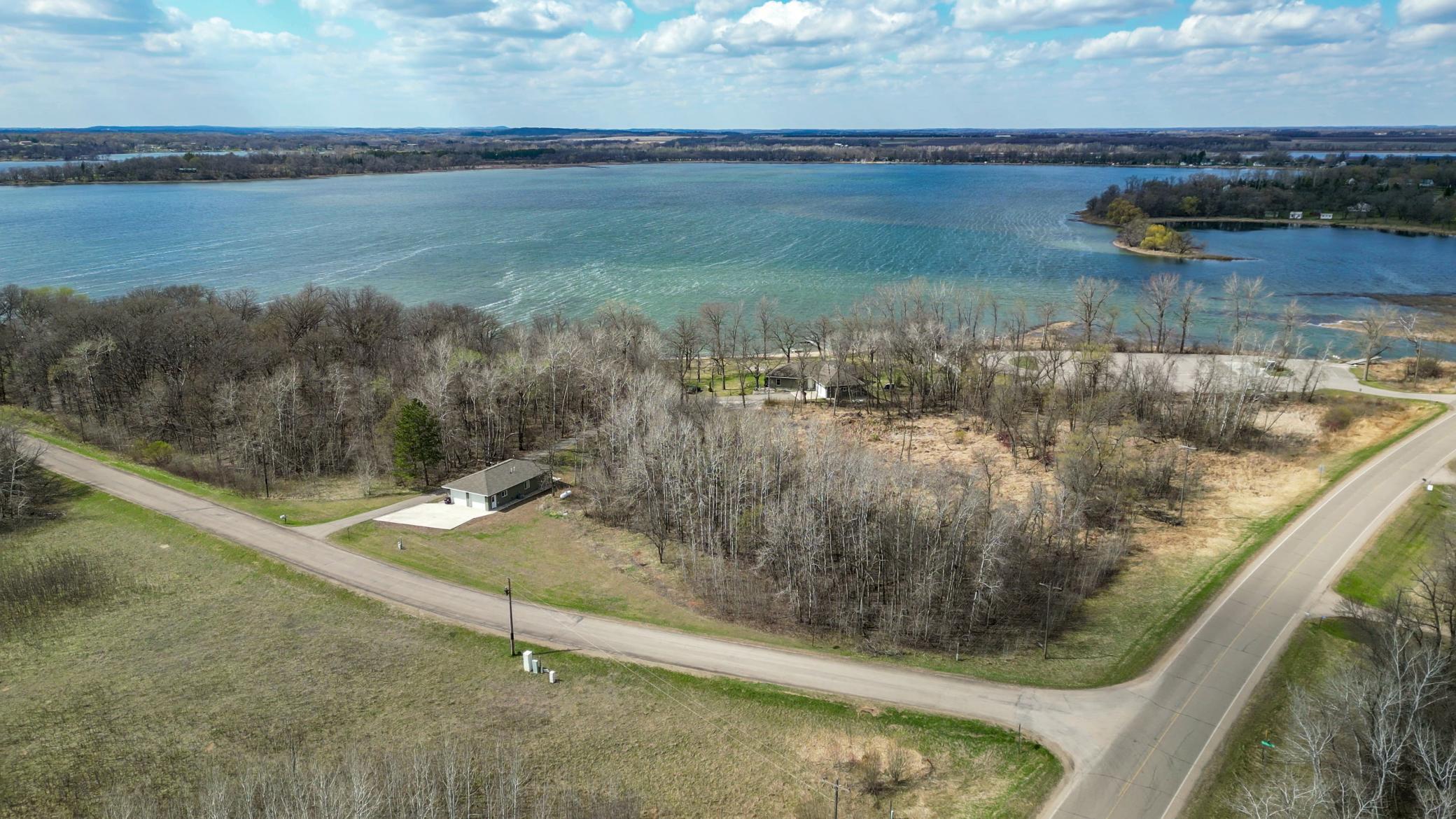 main property photo 14
