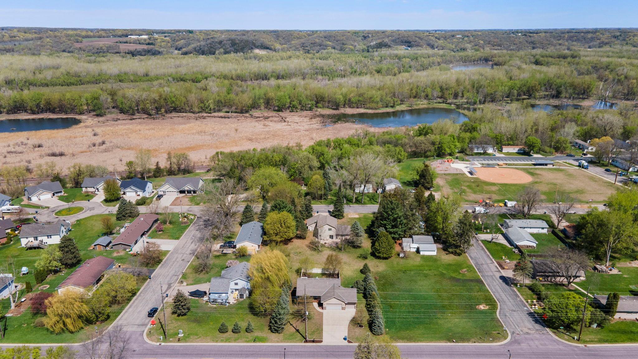 main property photo 7