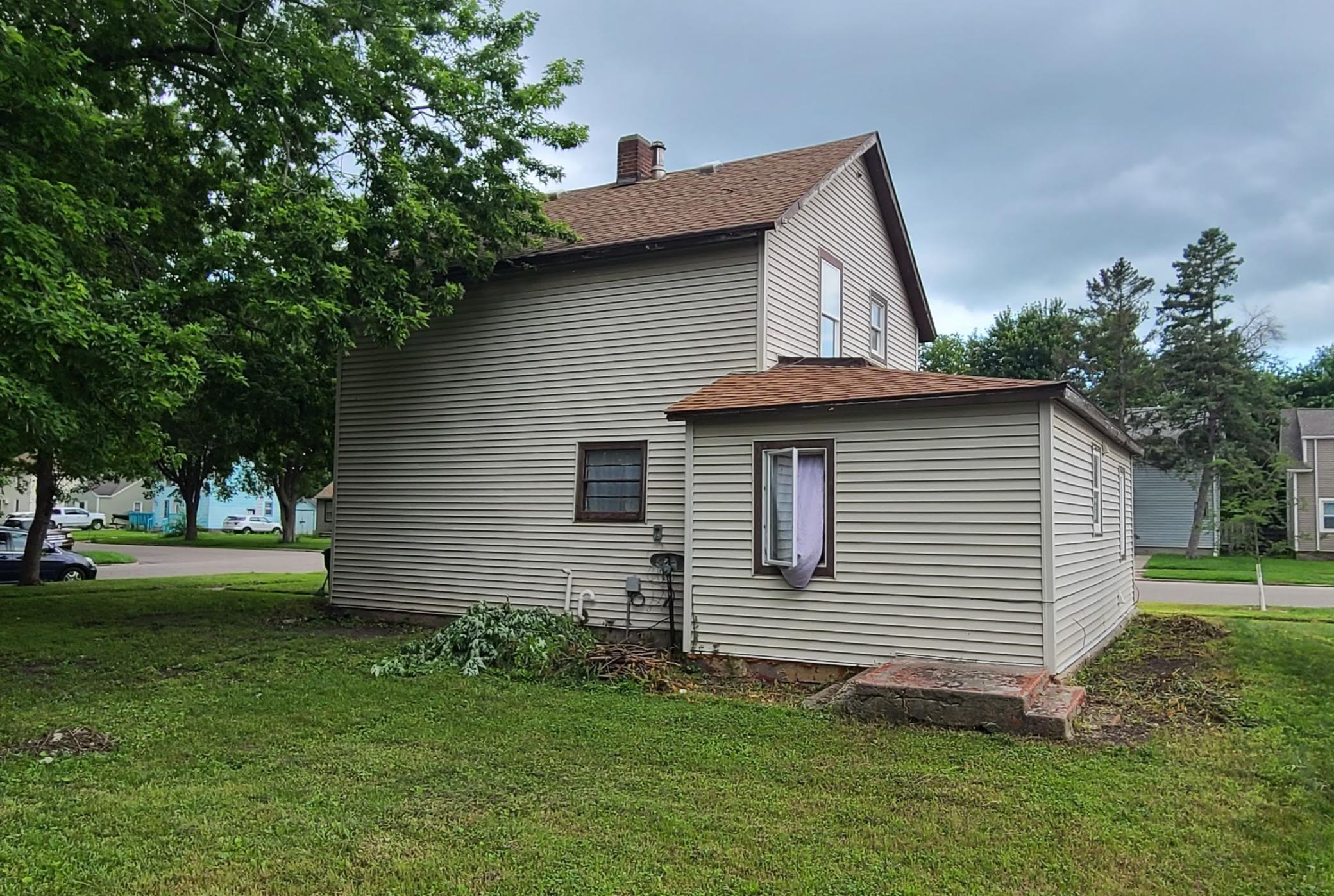 main property photo 2