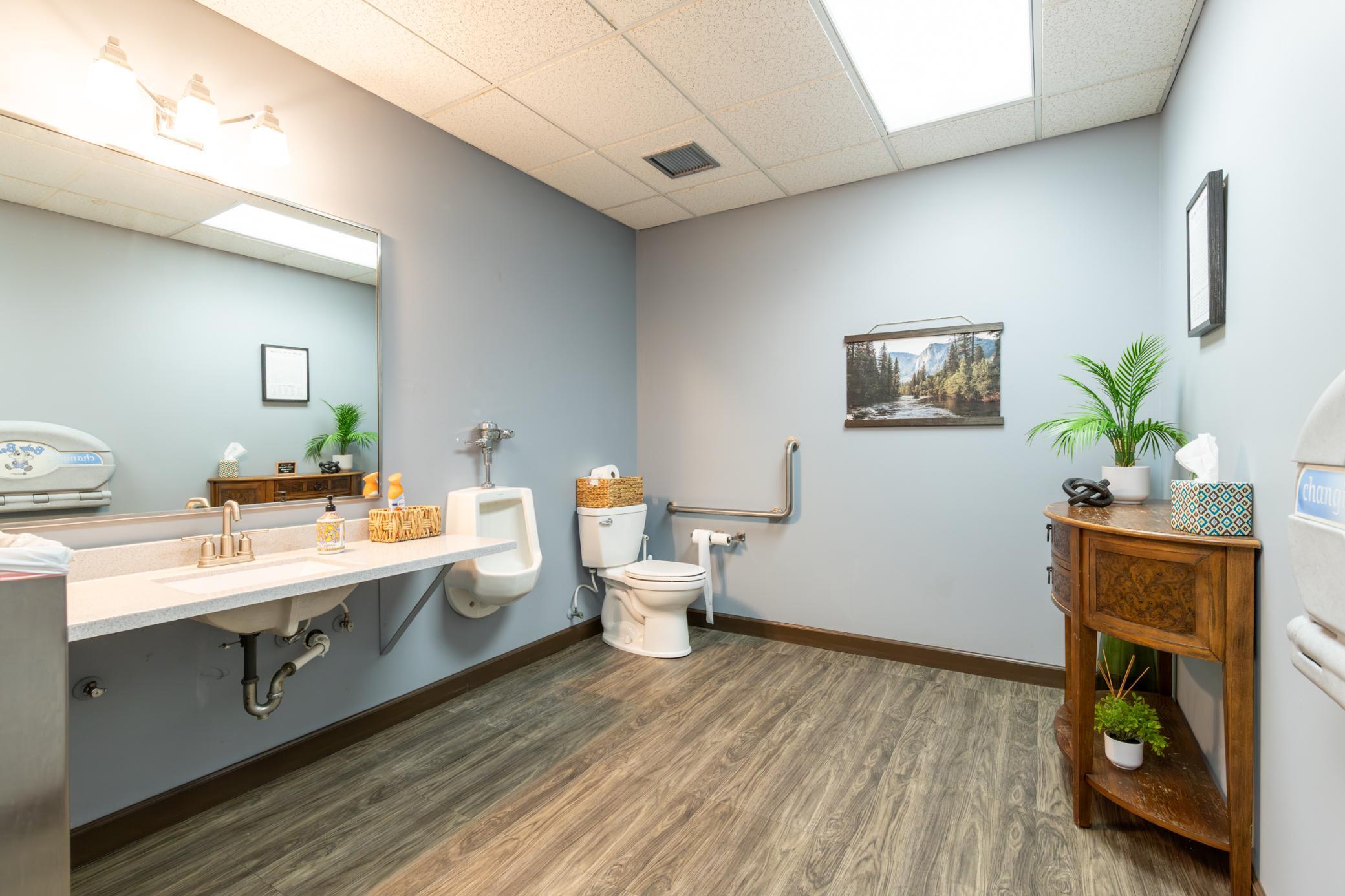 main property photo 17