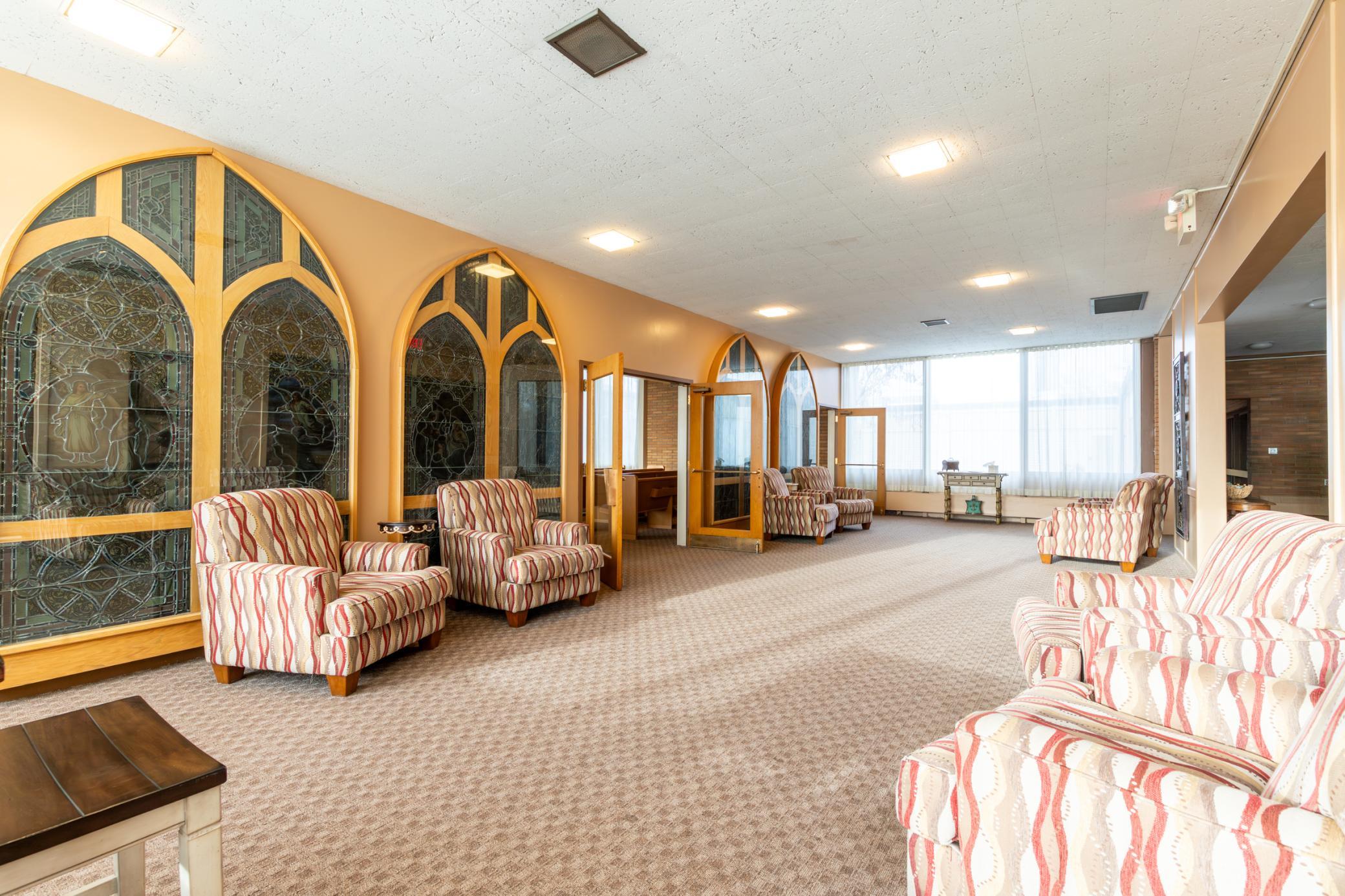 main property photo 9