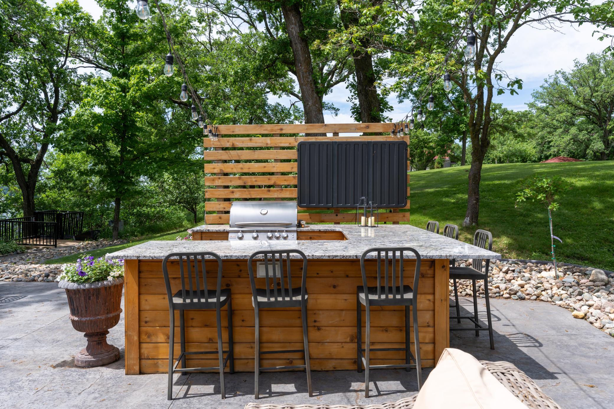 main property photo 79