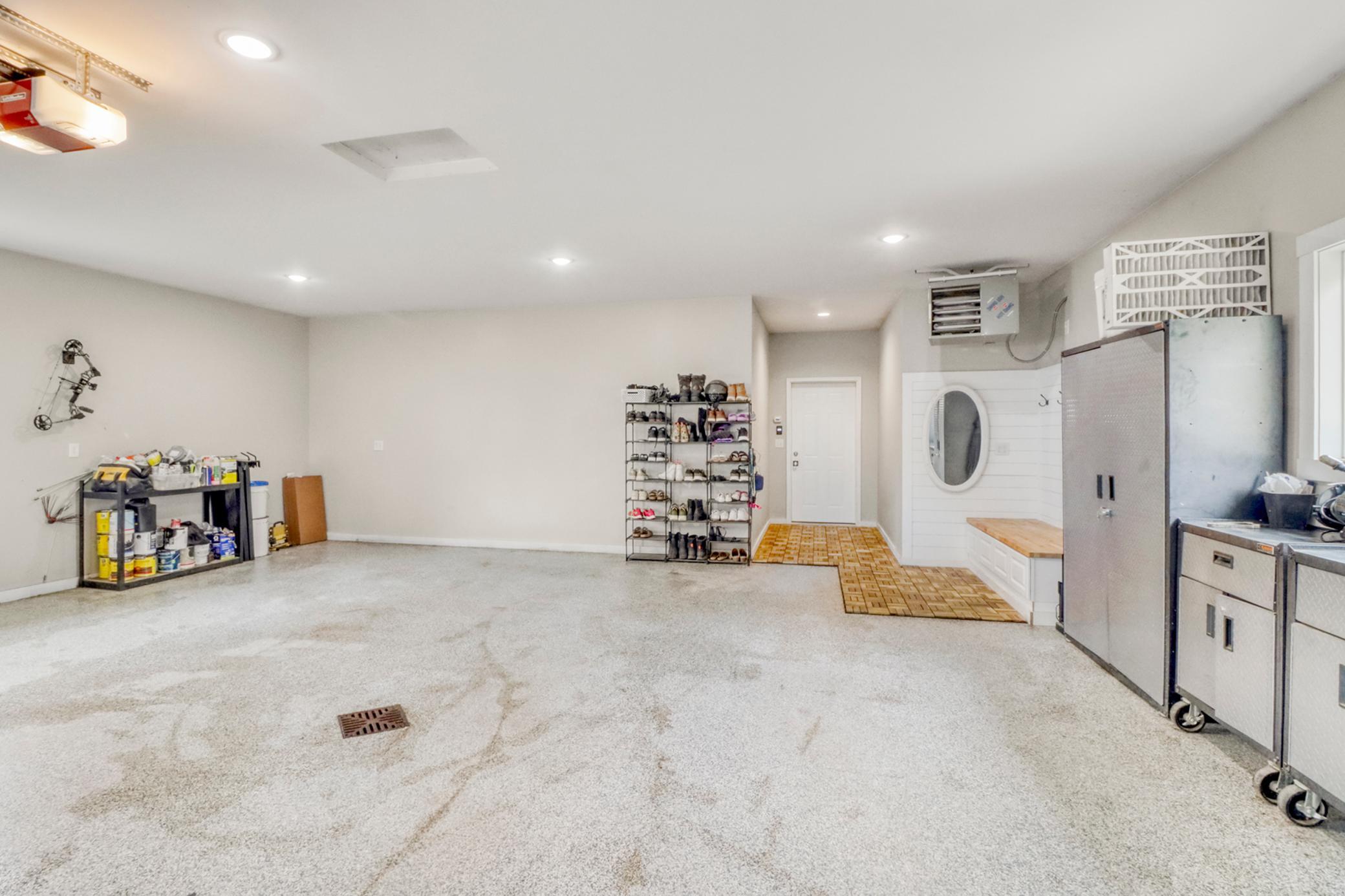 main property photo 94