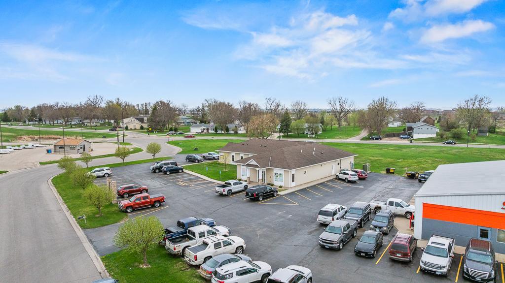 main property photo 9