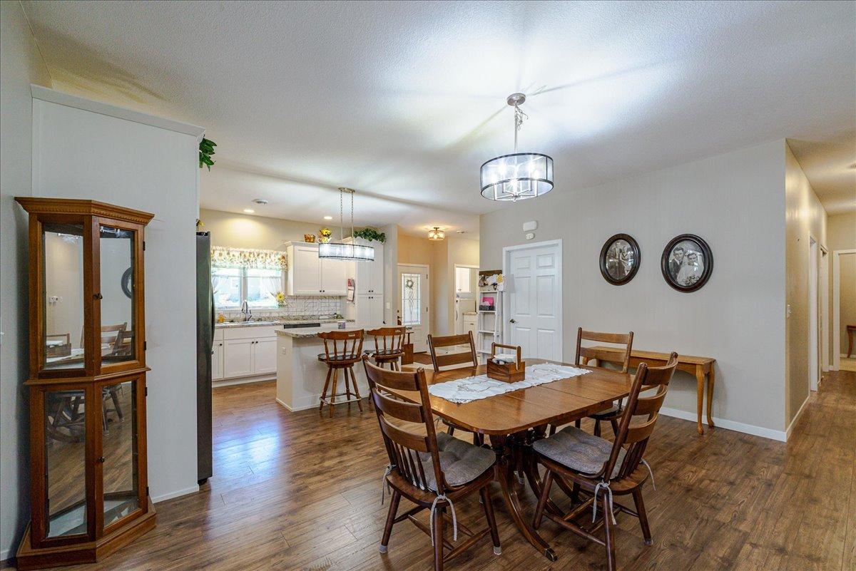 property viewer photo 10