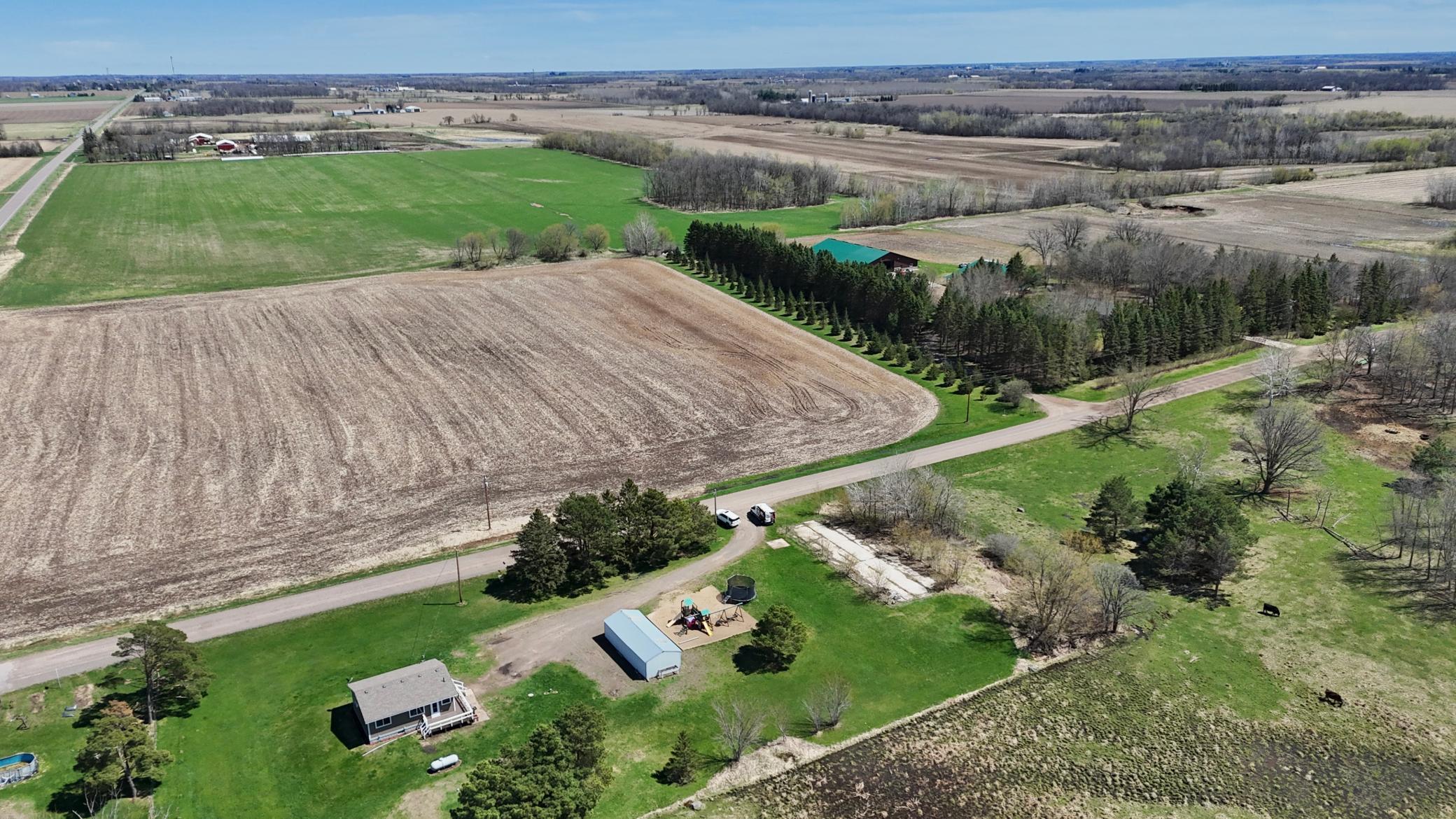 main property photo 25