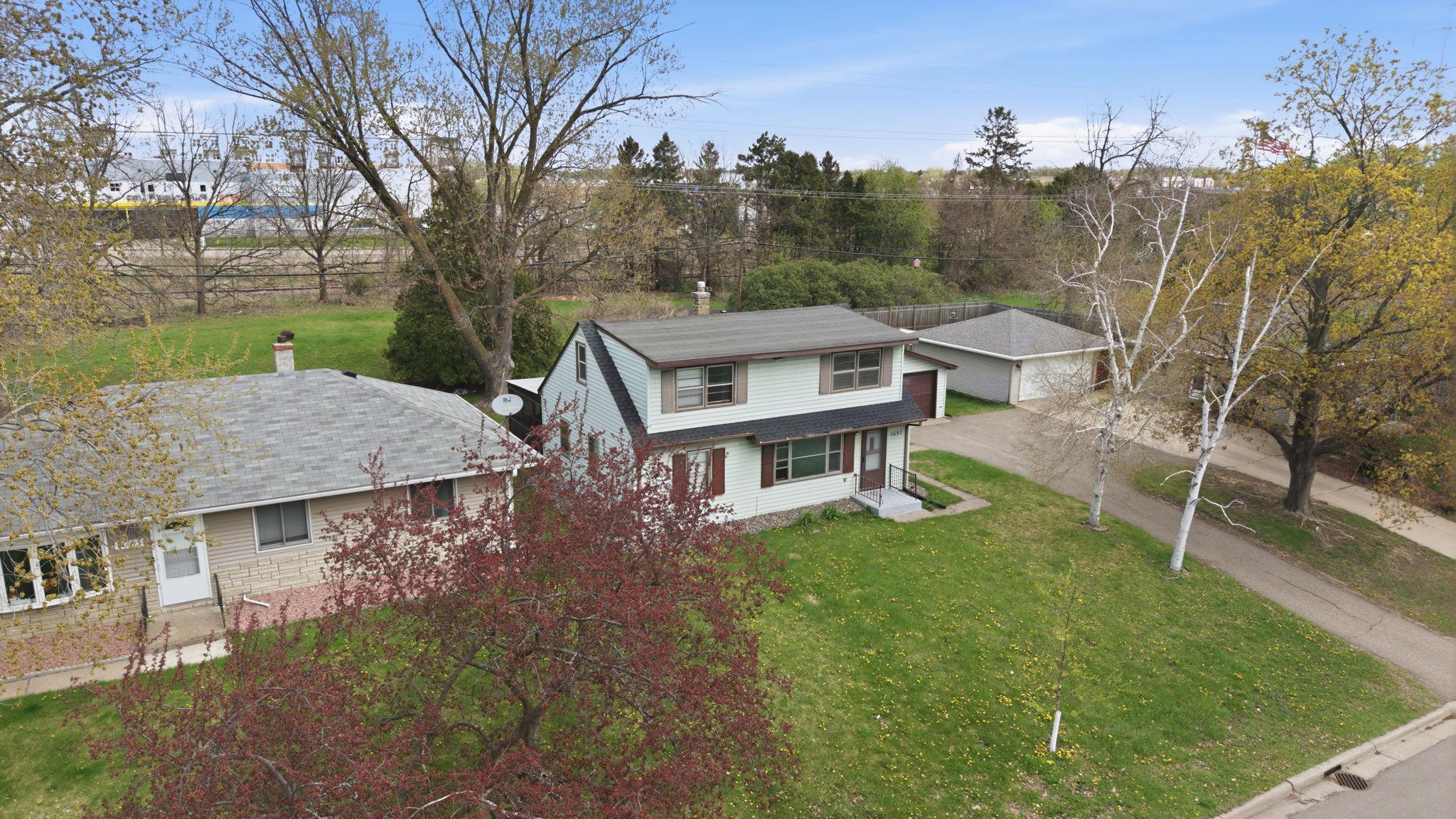 main property photo 26