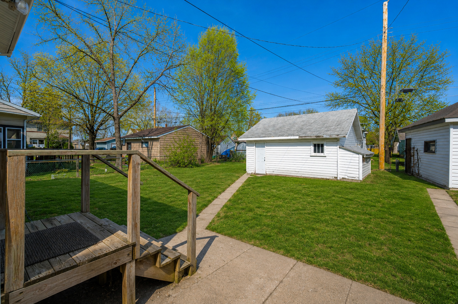 main property photo 16