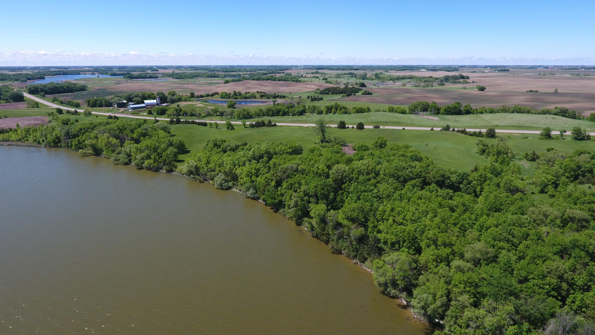 main property photo 9