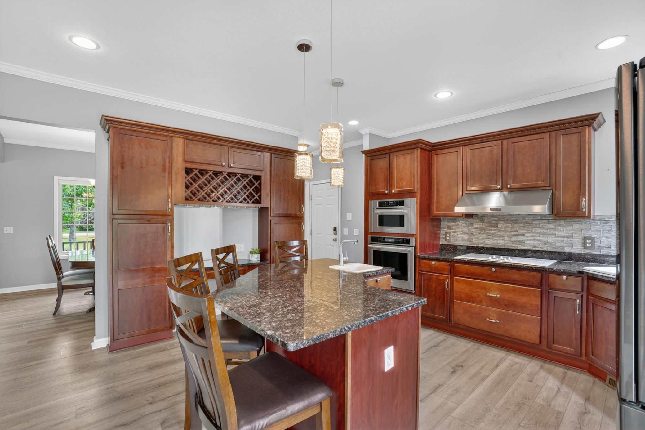 main property photo 4