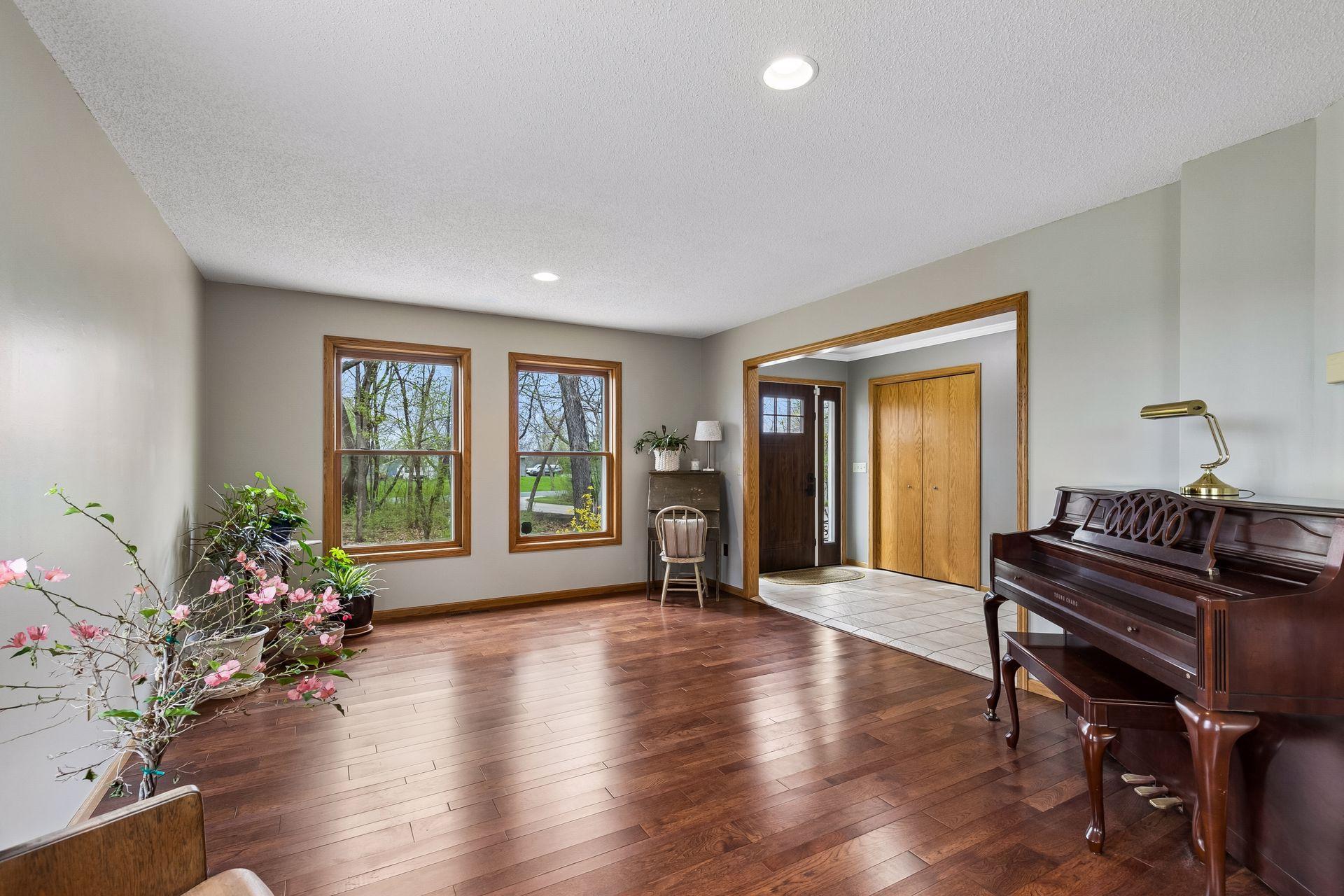 main property photo 15