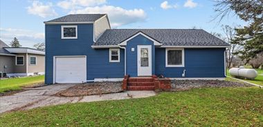 image of property with 3 Bed | 2 Bath | 1,620 Sqft