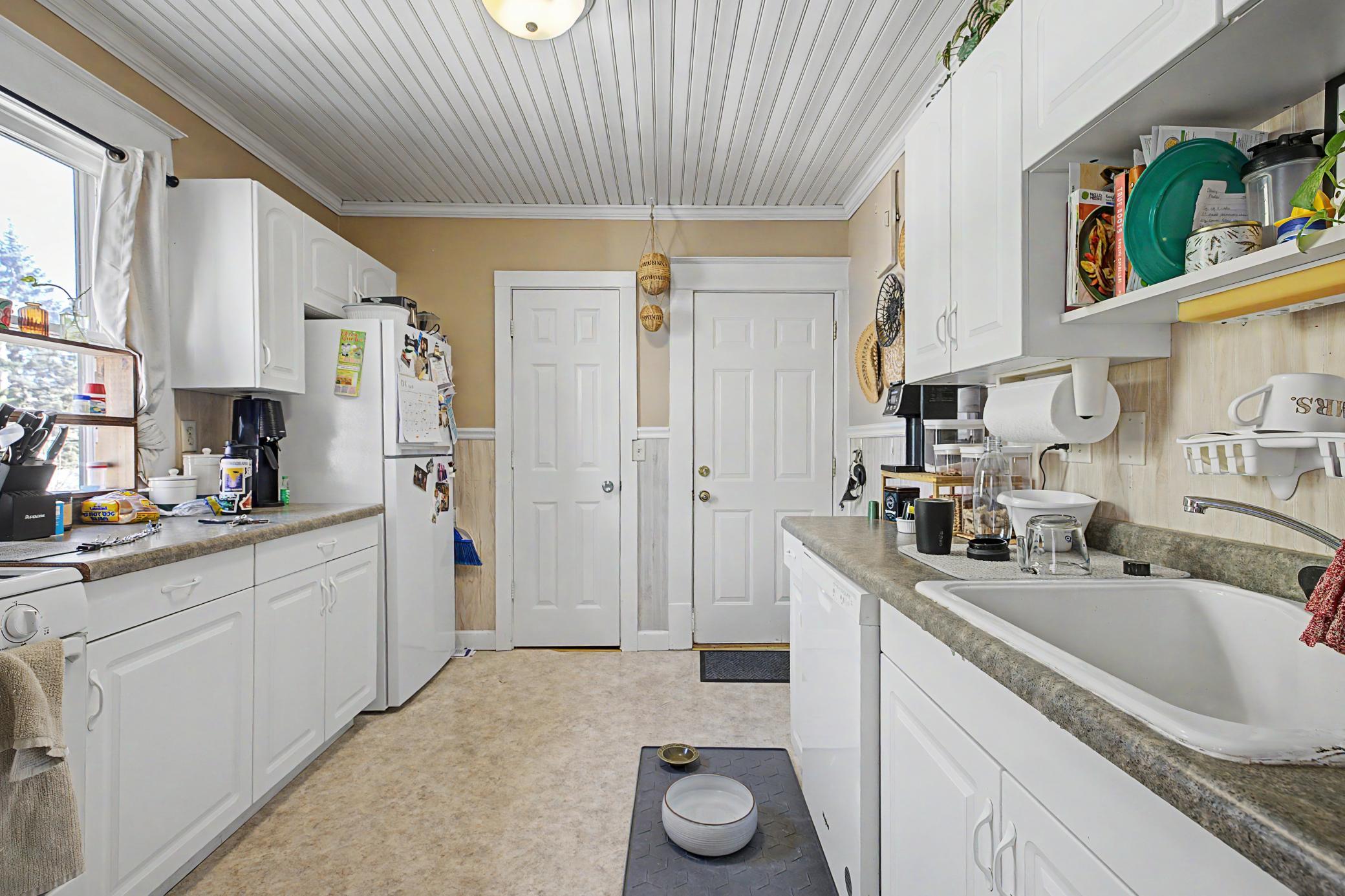 main property photo 61
