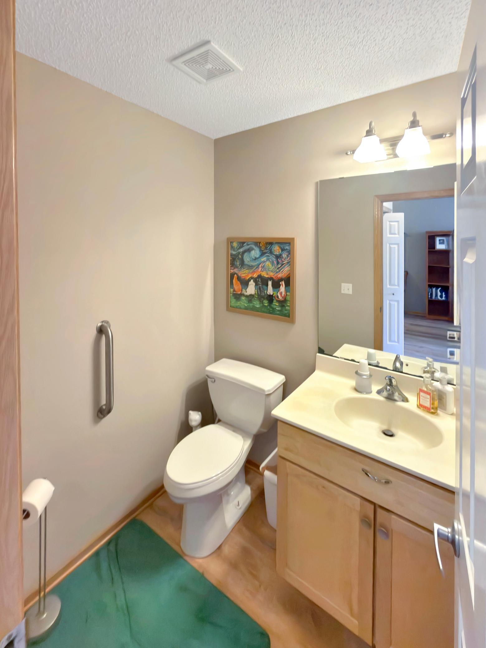main property photo 8