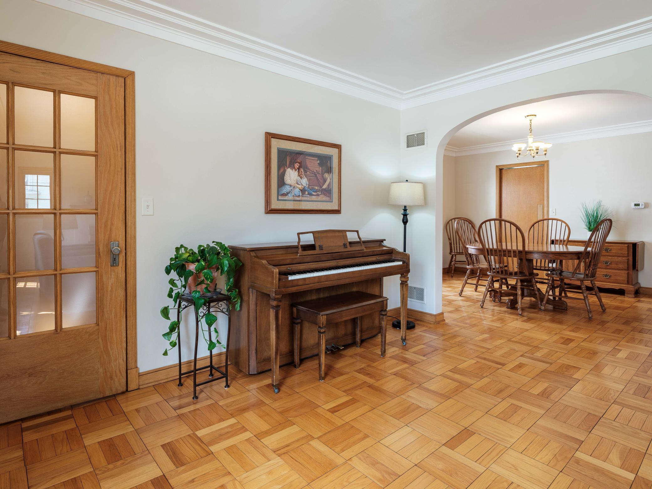 main property photo 5