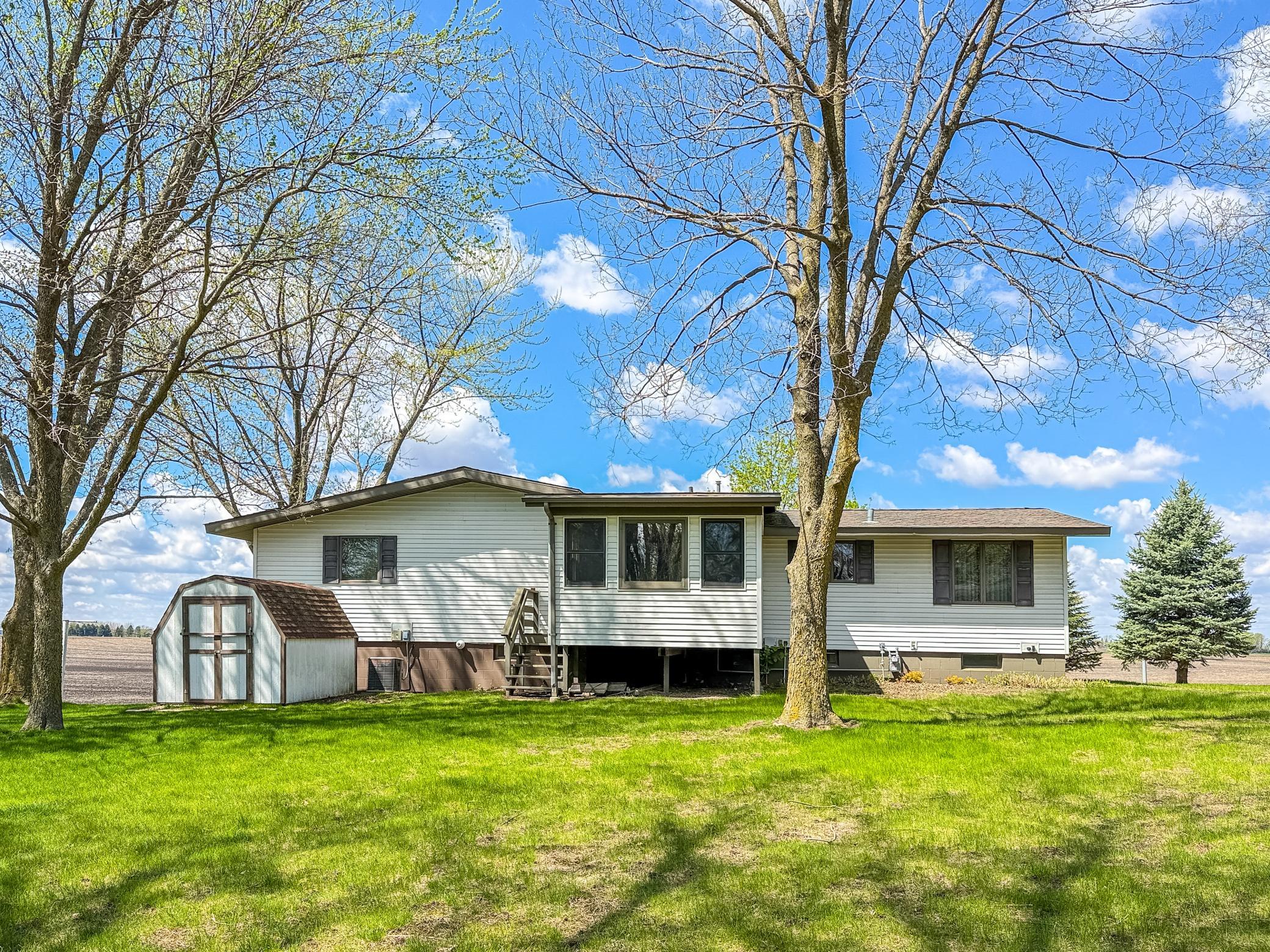 main property photo 50