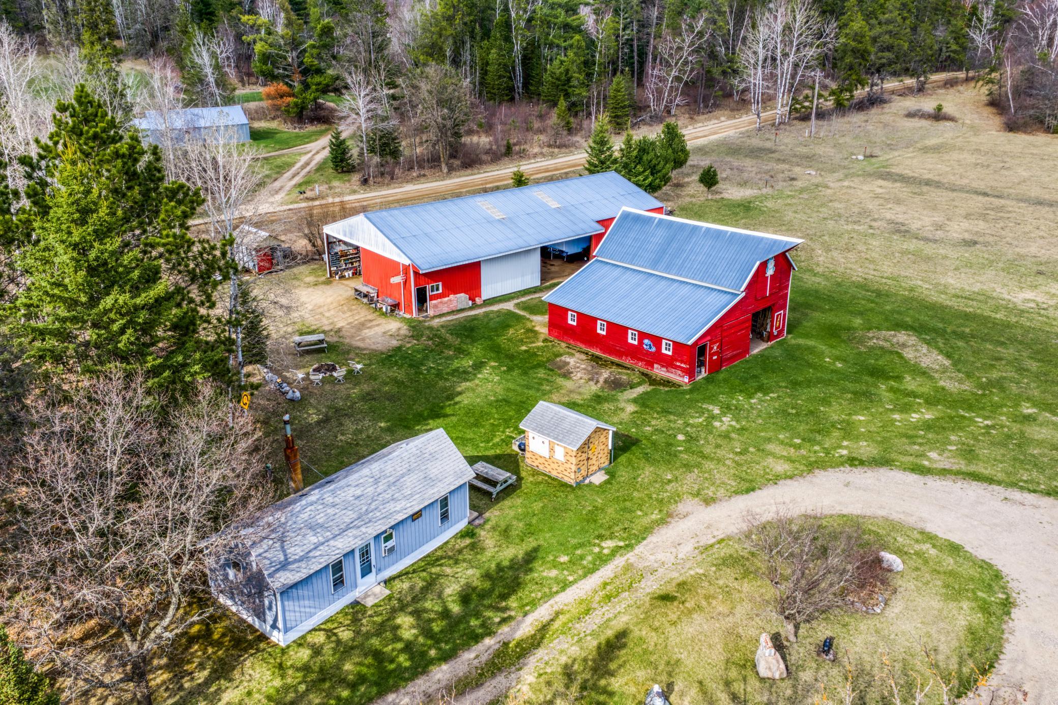 main property photo 16