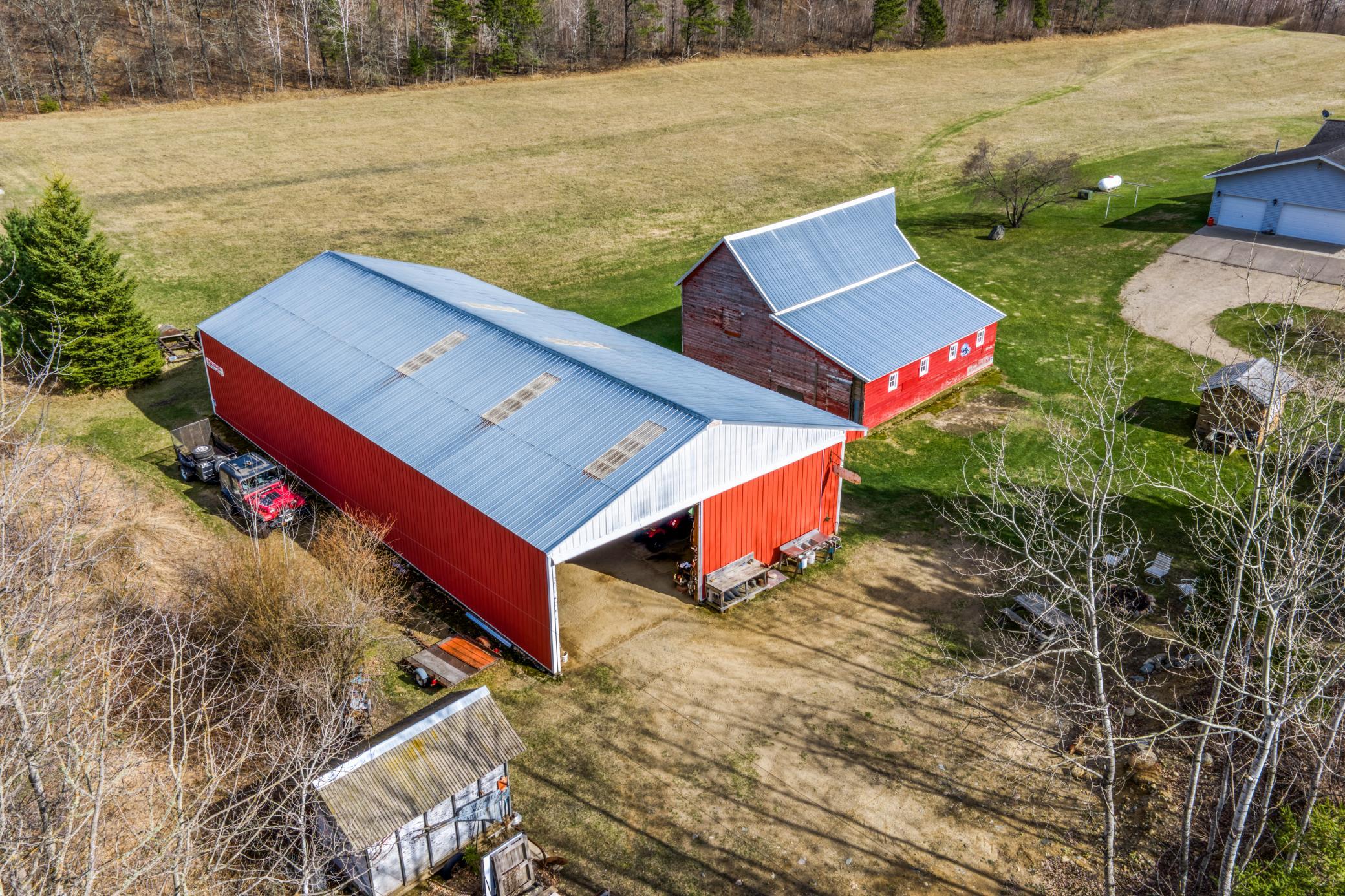 main property photo 9