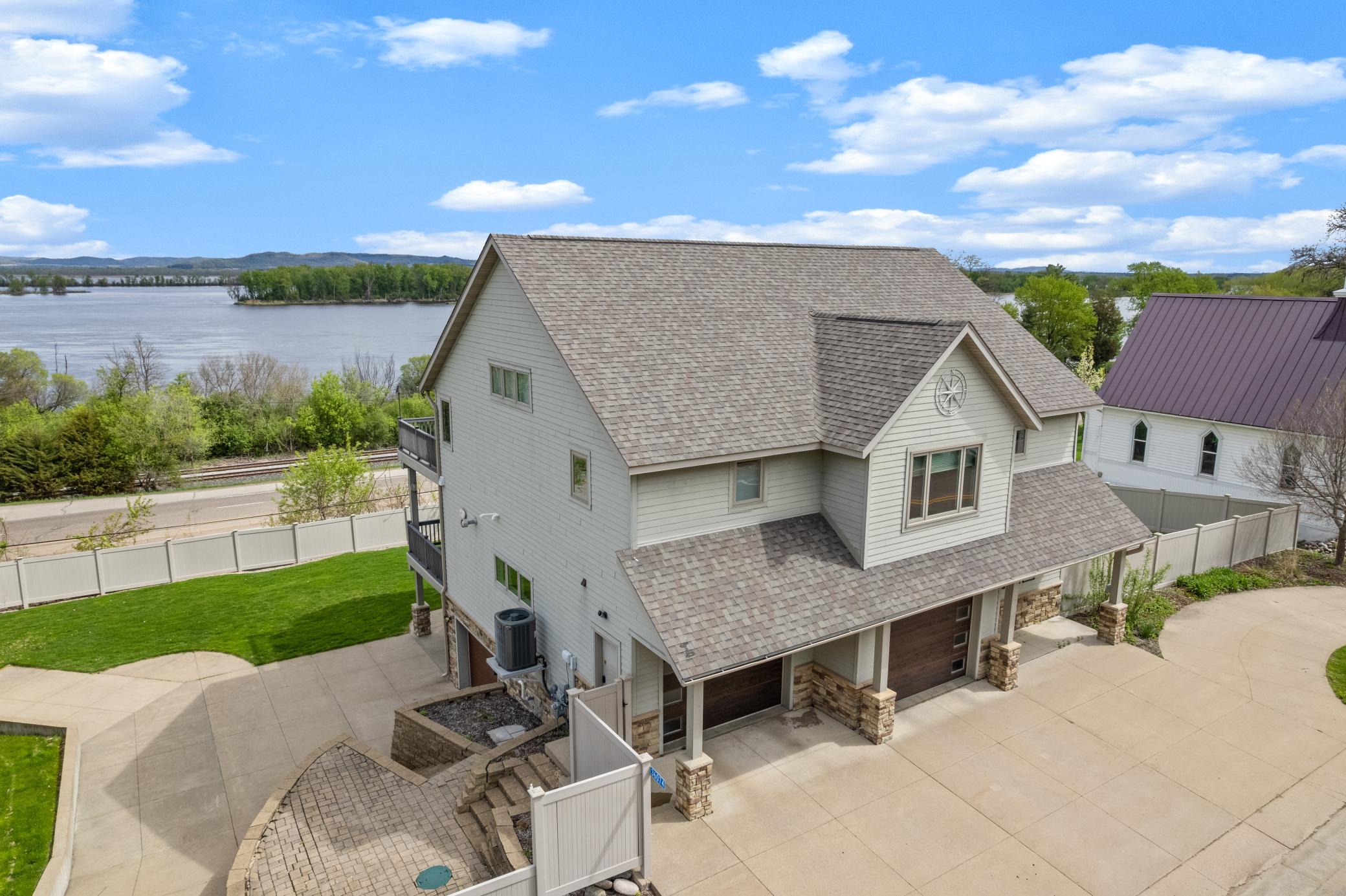main property photo 42
