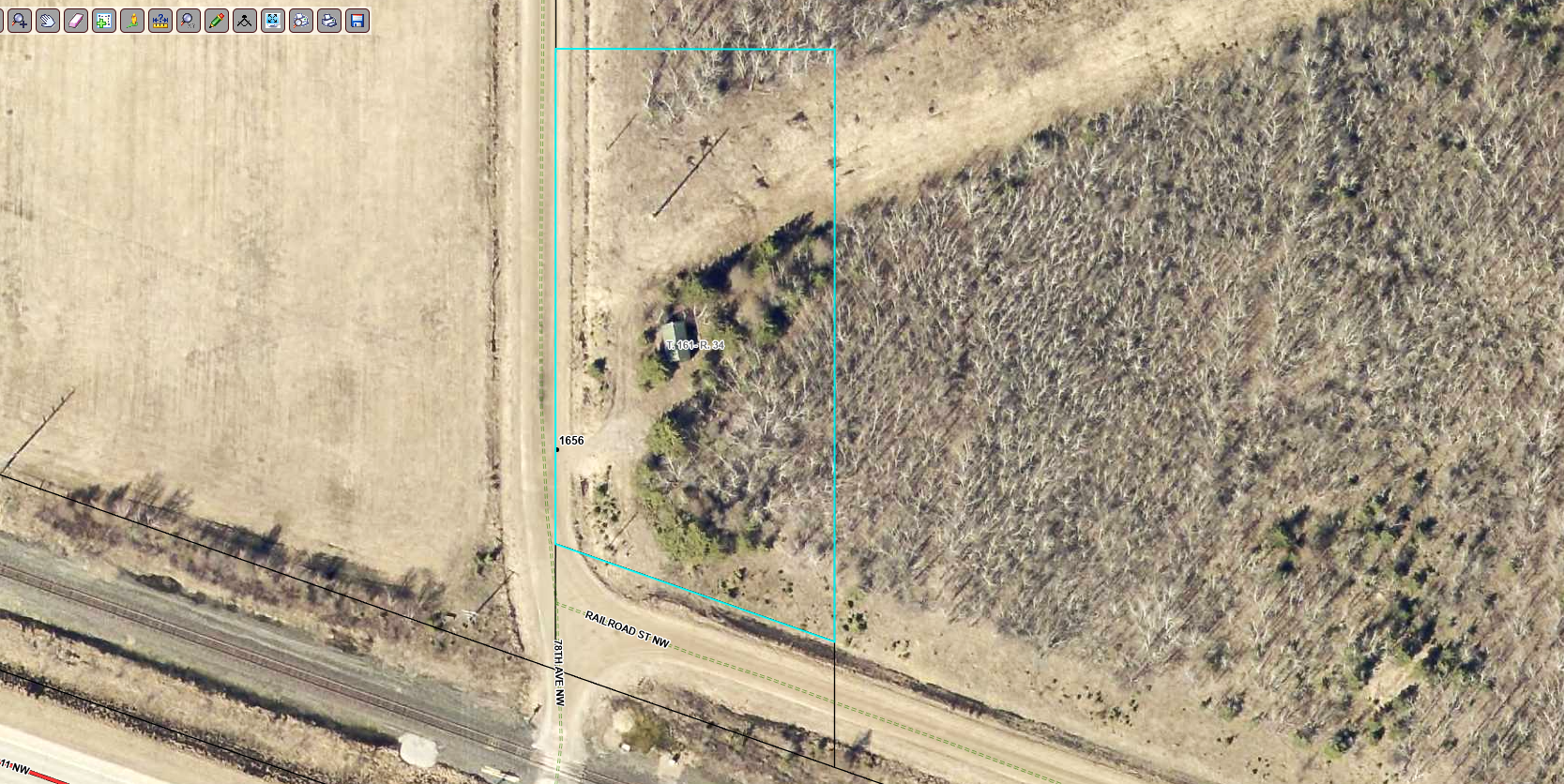 main property photo 6