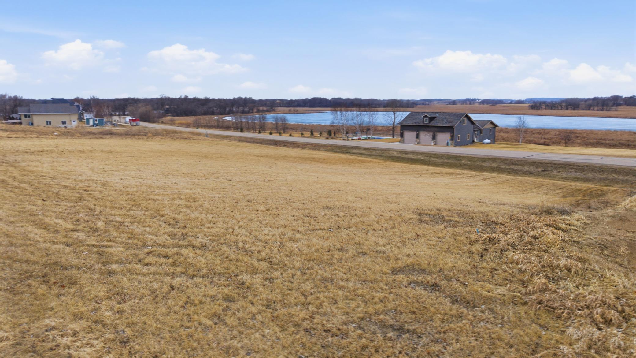 main property photo 7