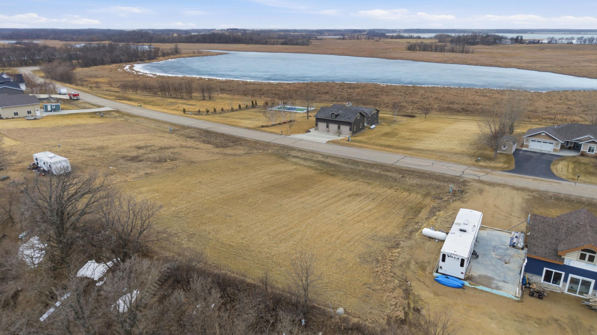 main property photo 8