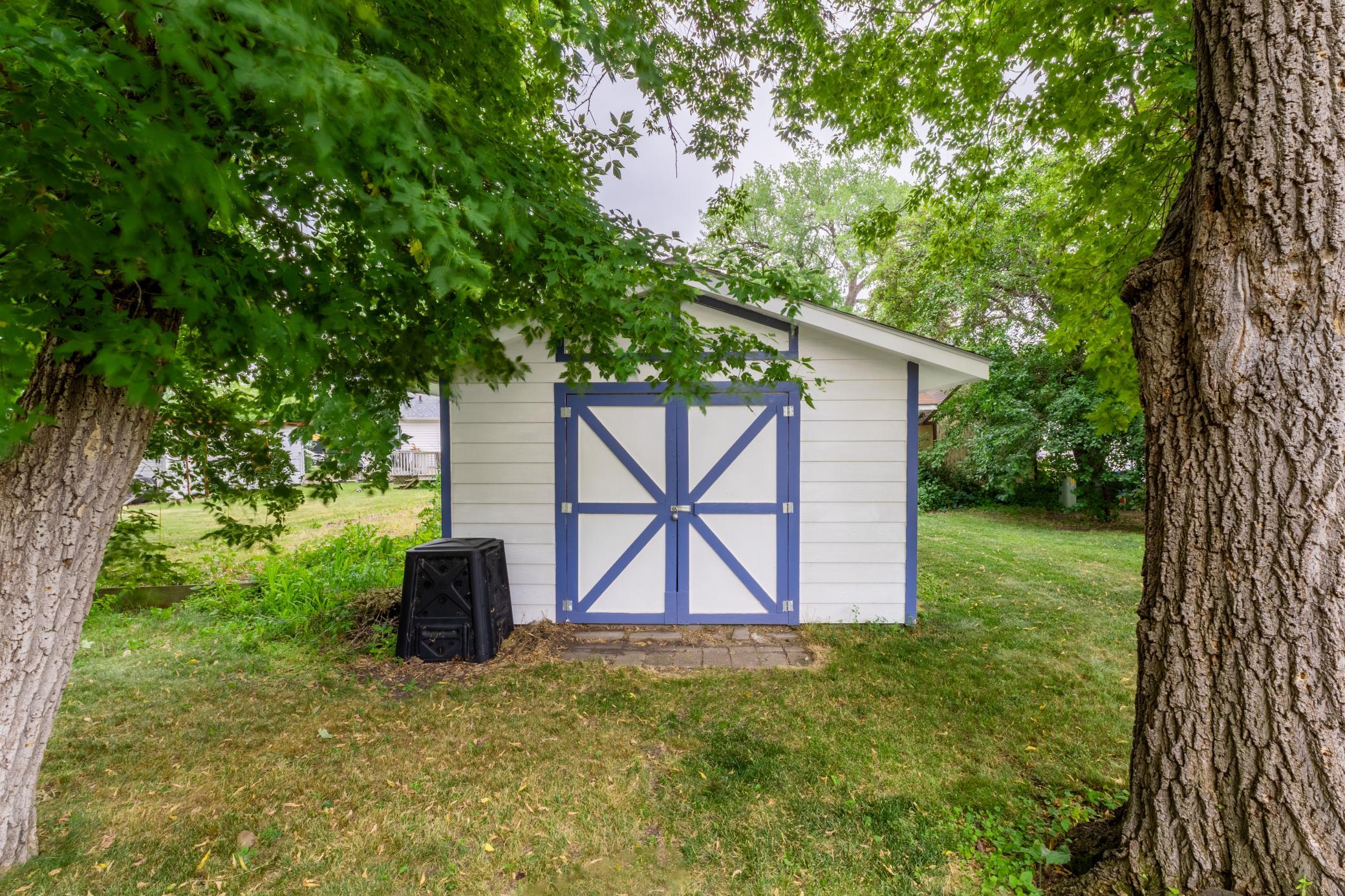 main property photo 35