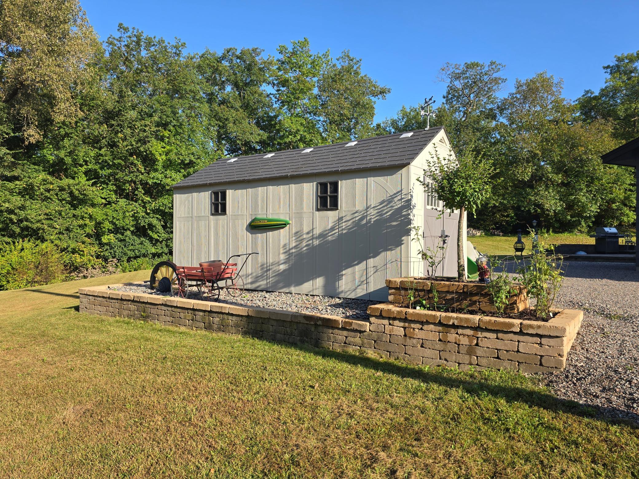 main property photo 78