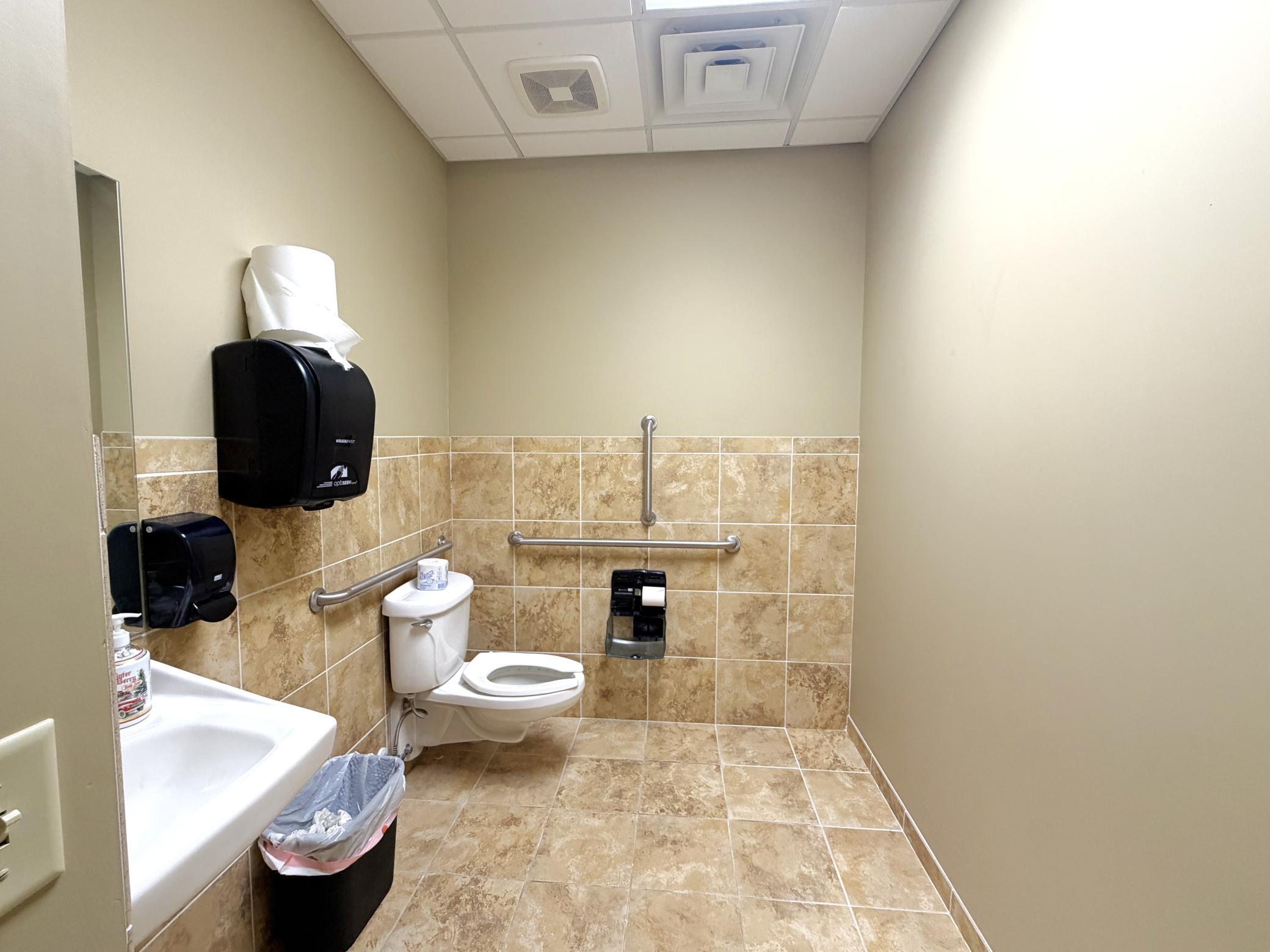 main property photo 13