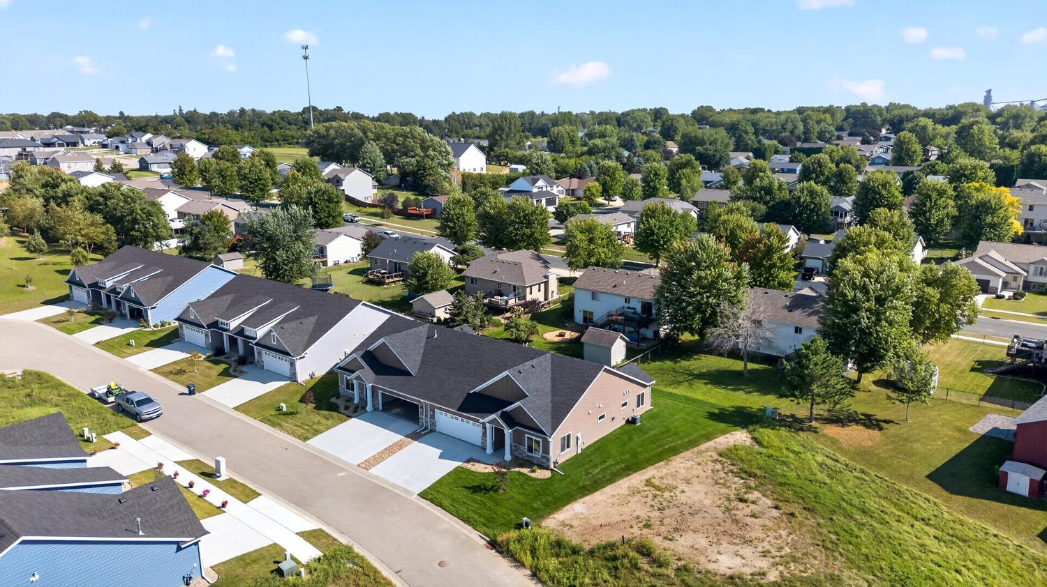 main property photo 44