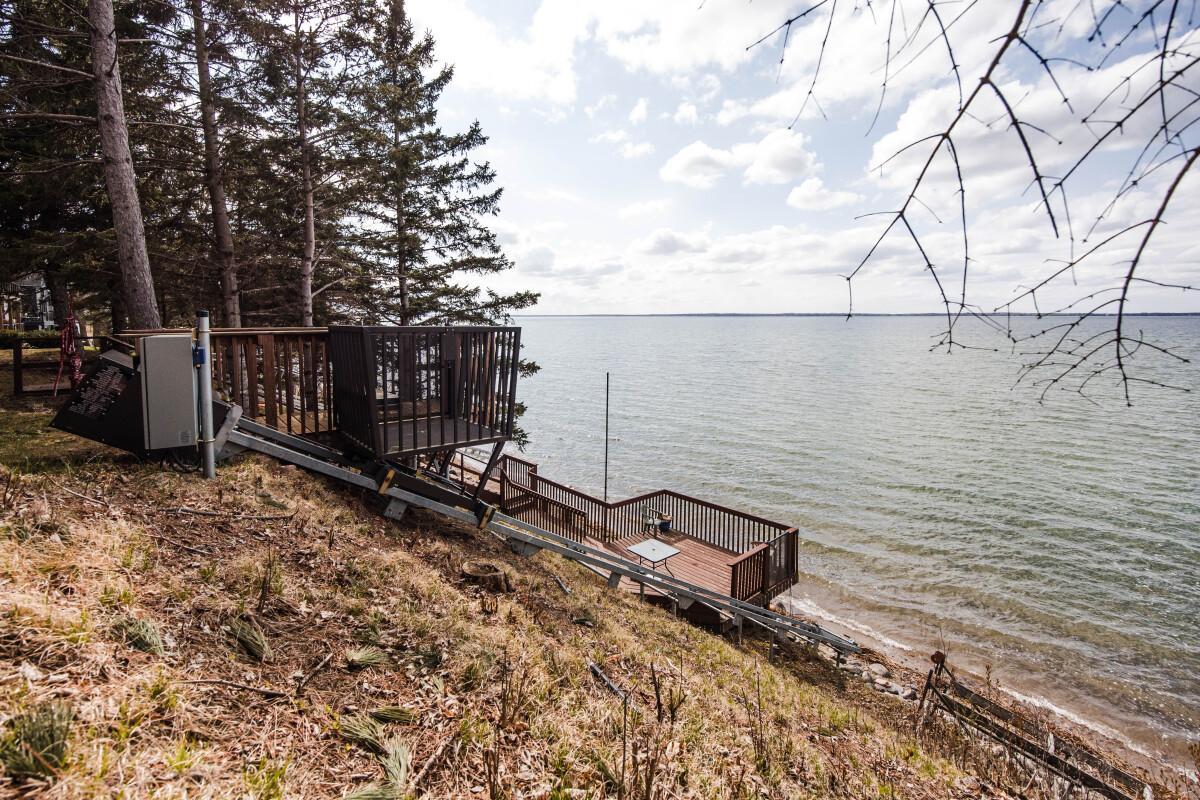 main property photo 68