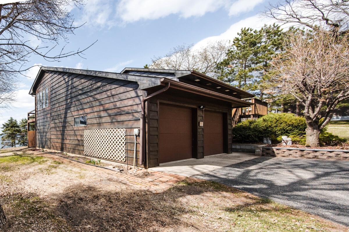 main property photo 89