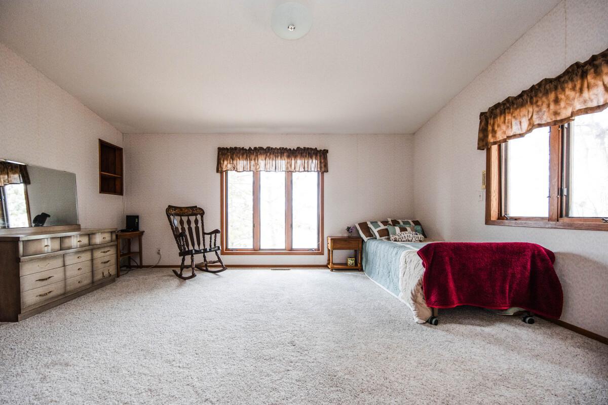 main property photo 90