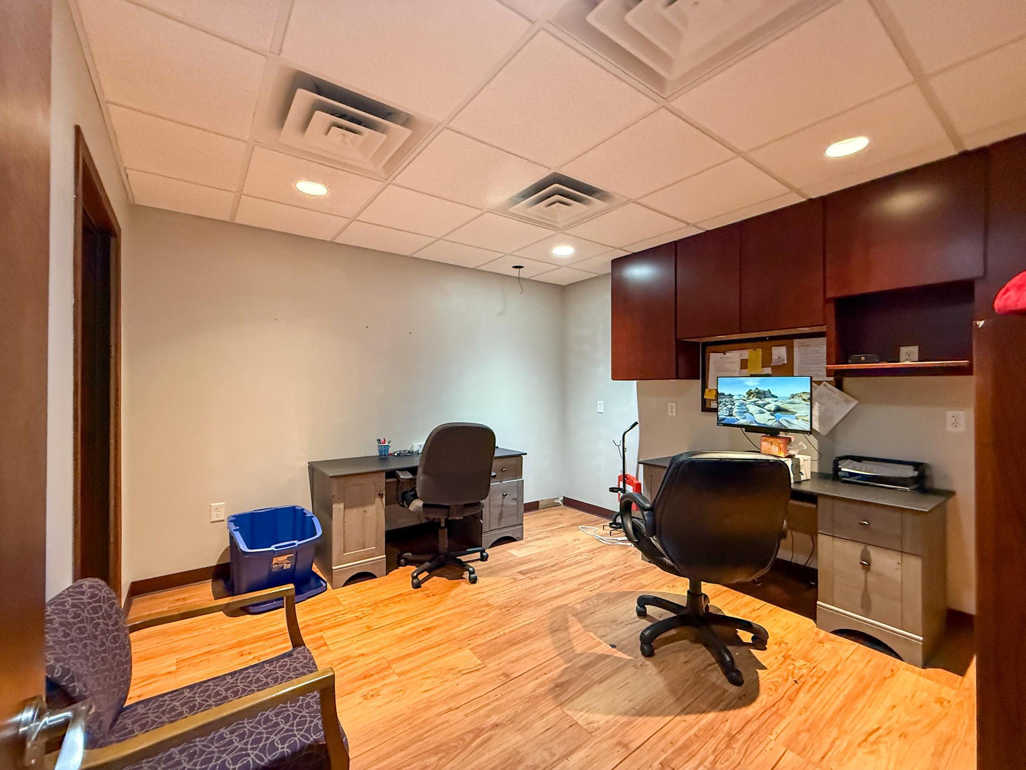 main property photo 26