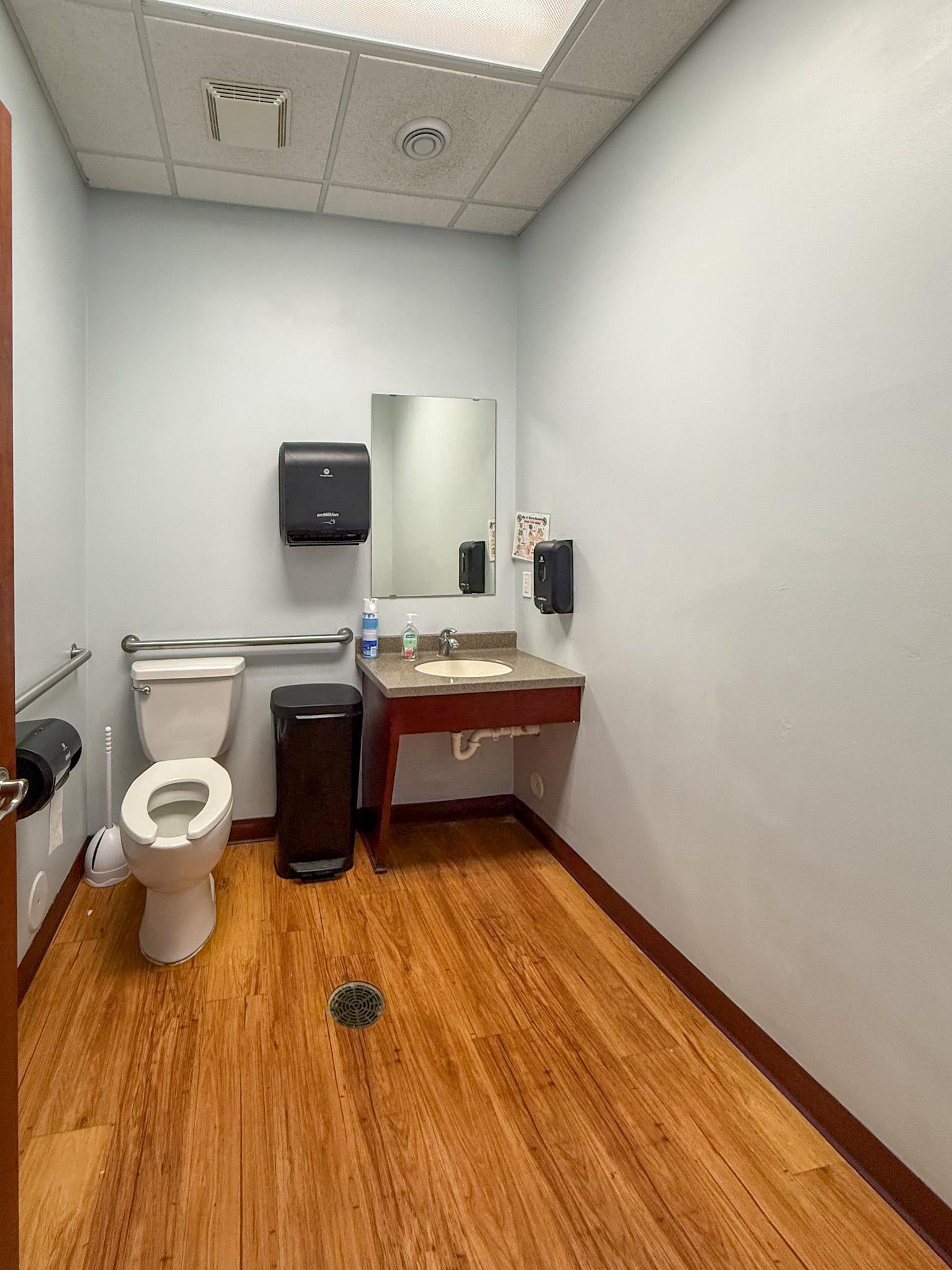 main property photo 35