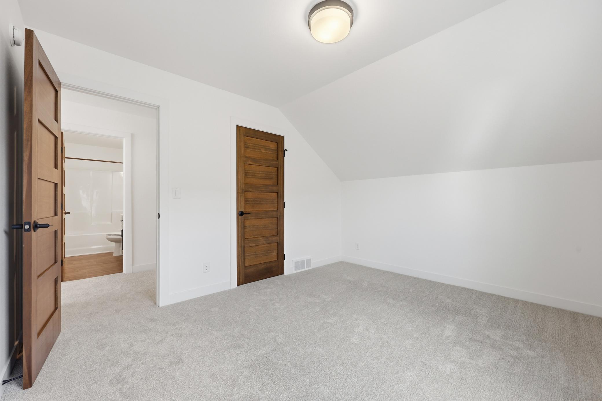 main property photo 66