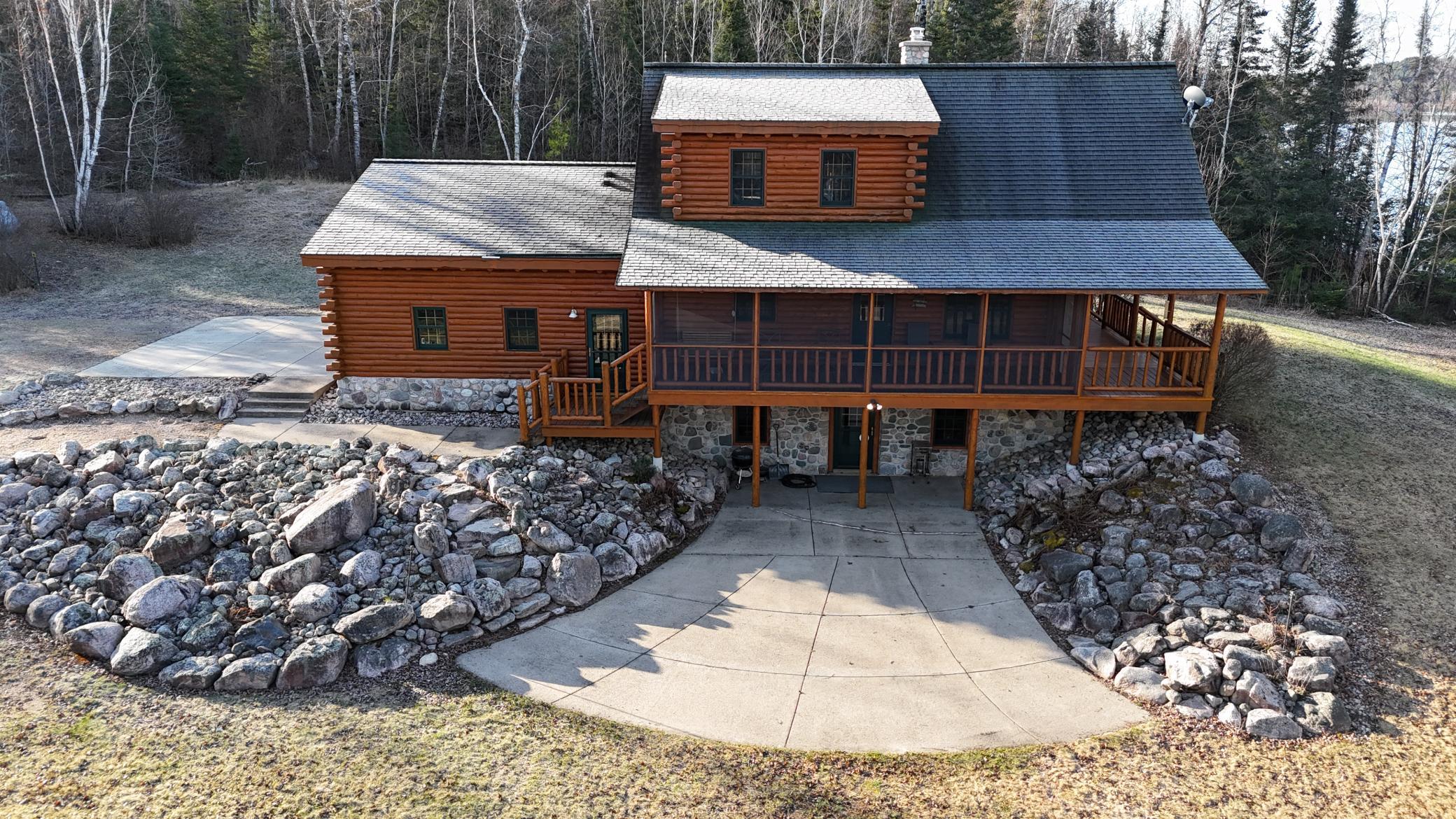 main property photo 9