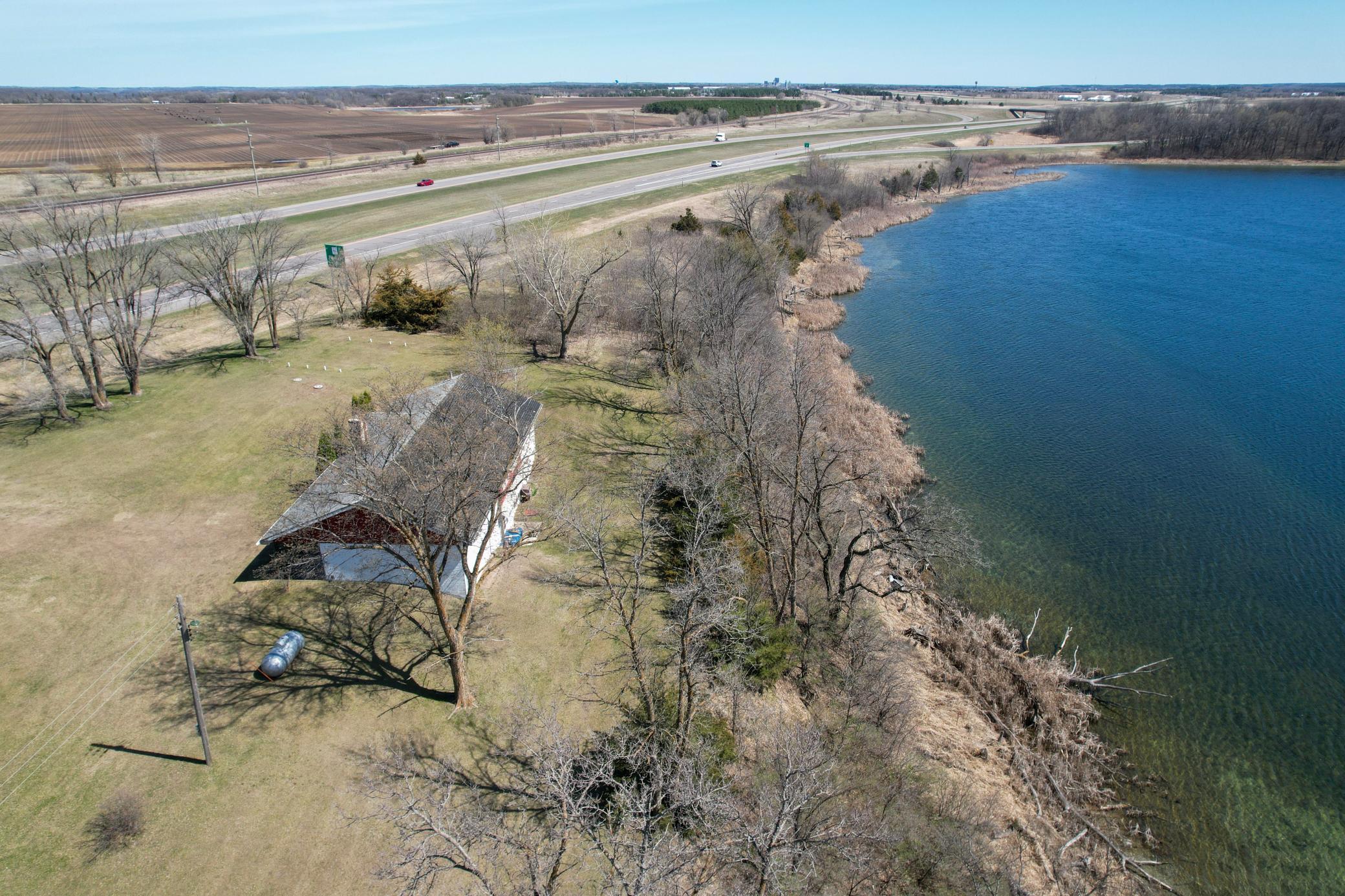main property photo 14