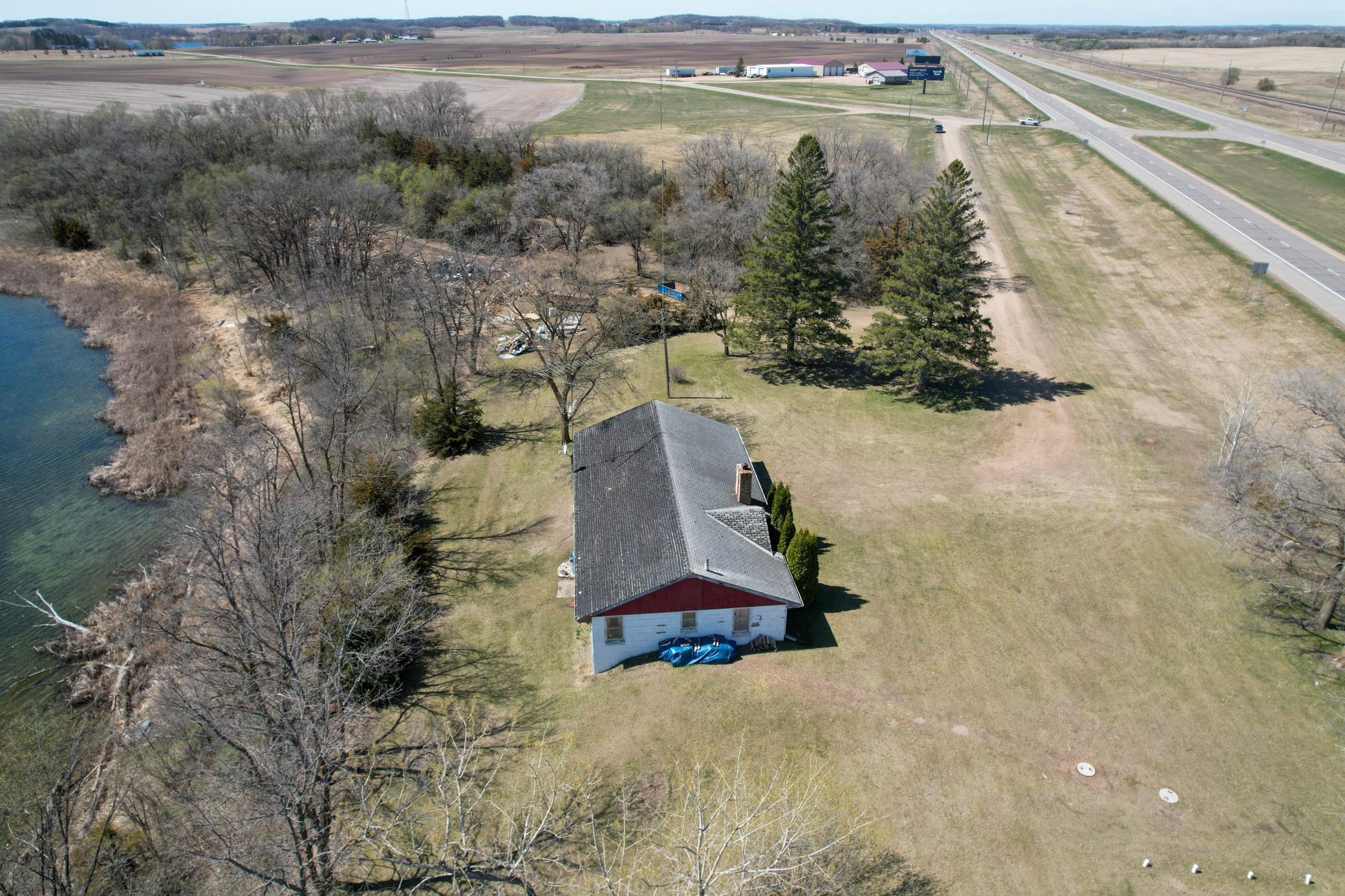 main property photo 15