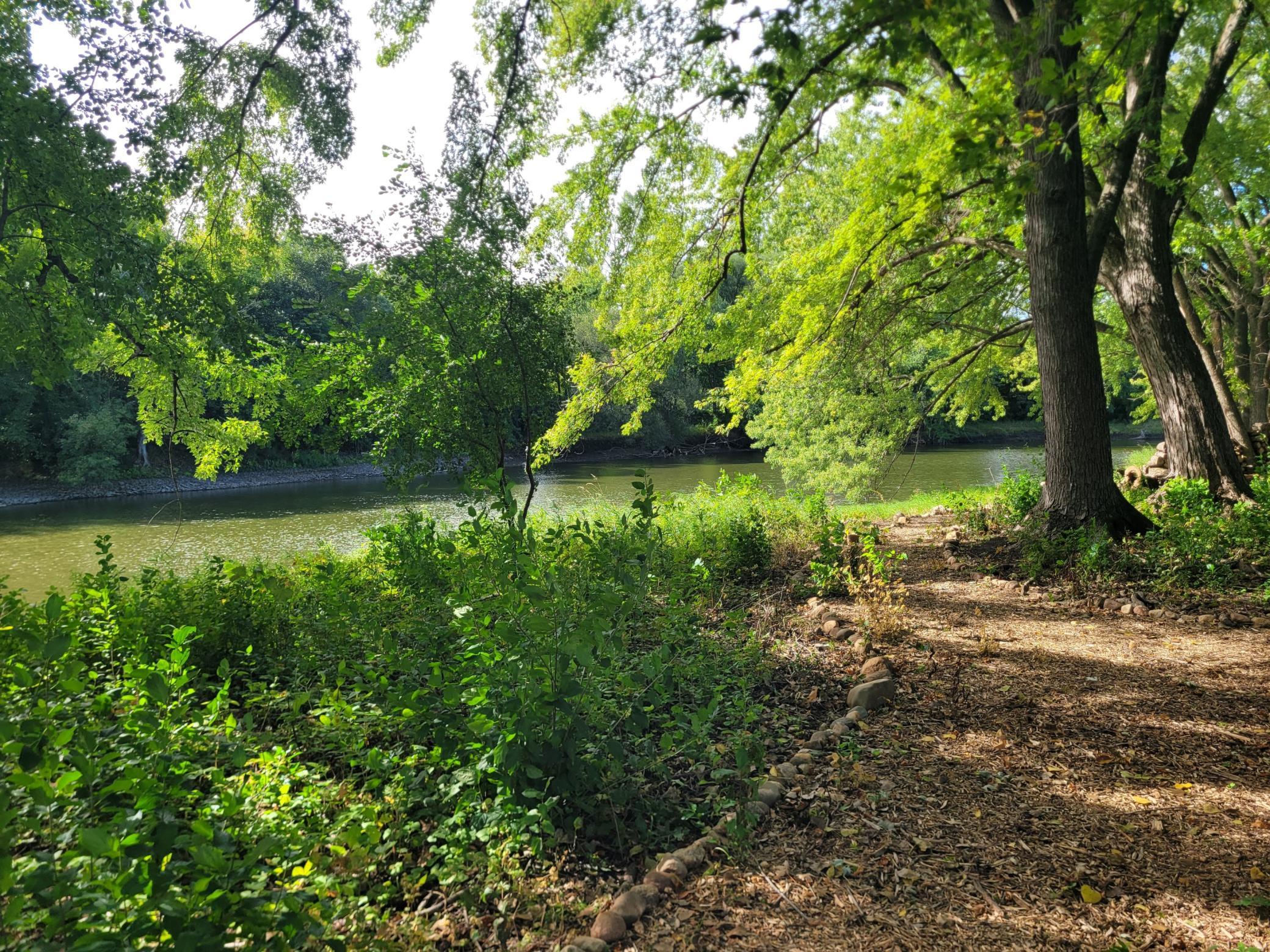 main property photo 12