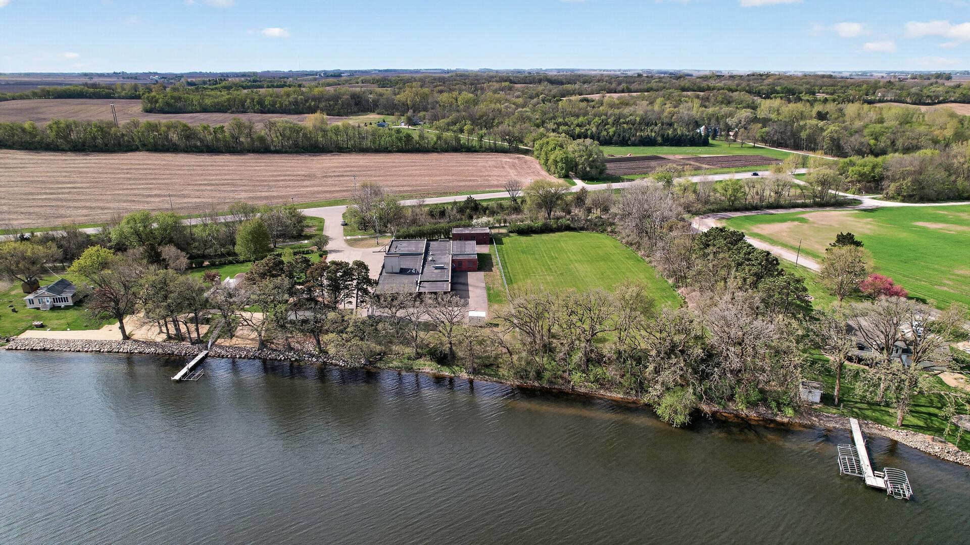 main property photo 8