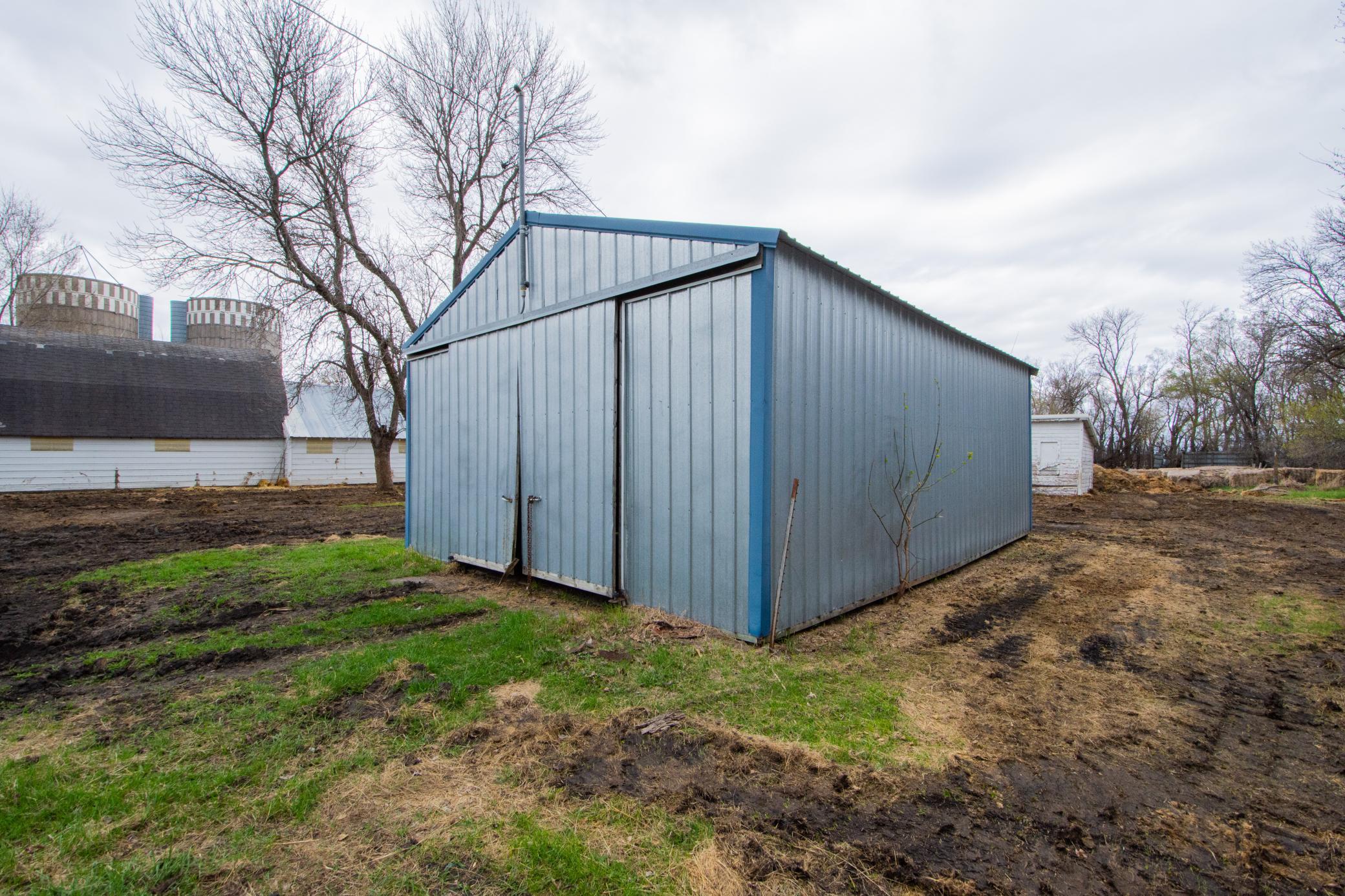 main property photo 24