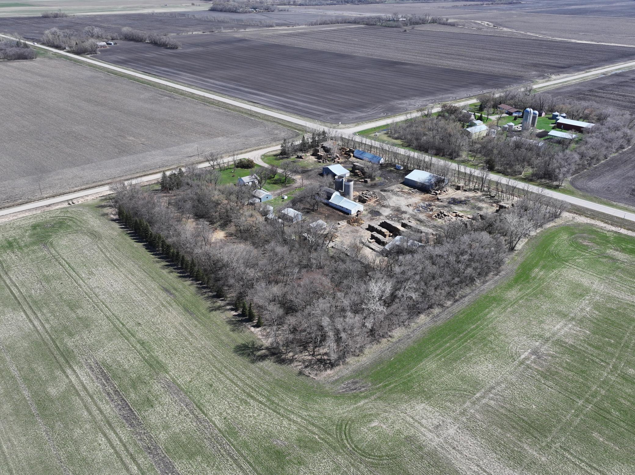 main property photo 43
