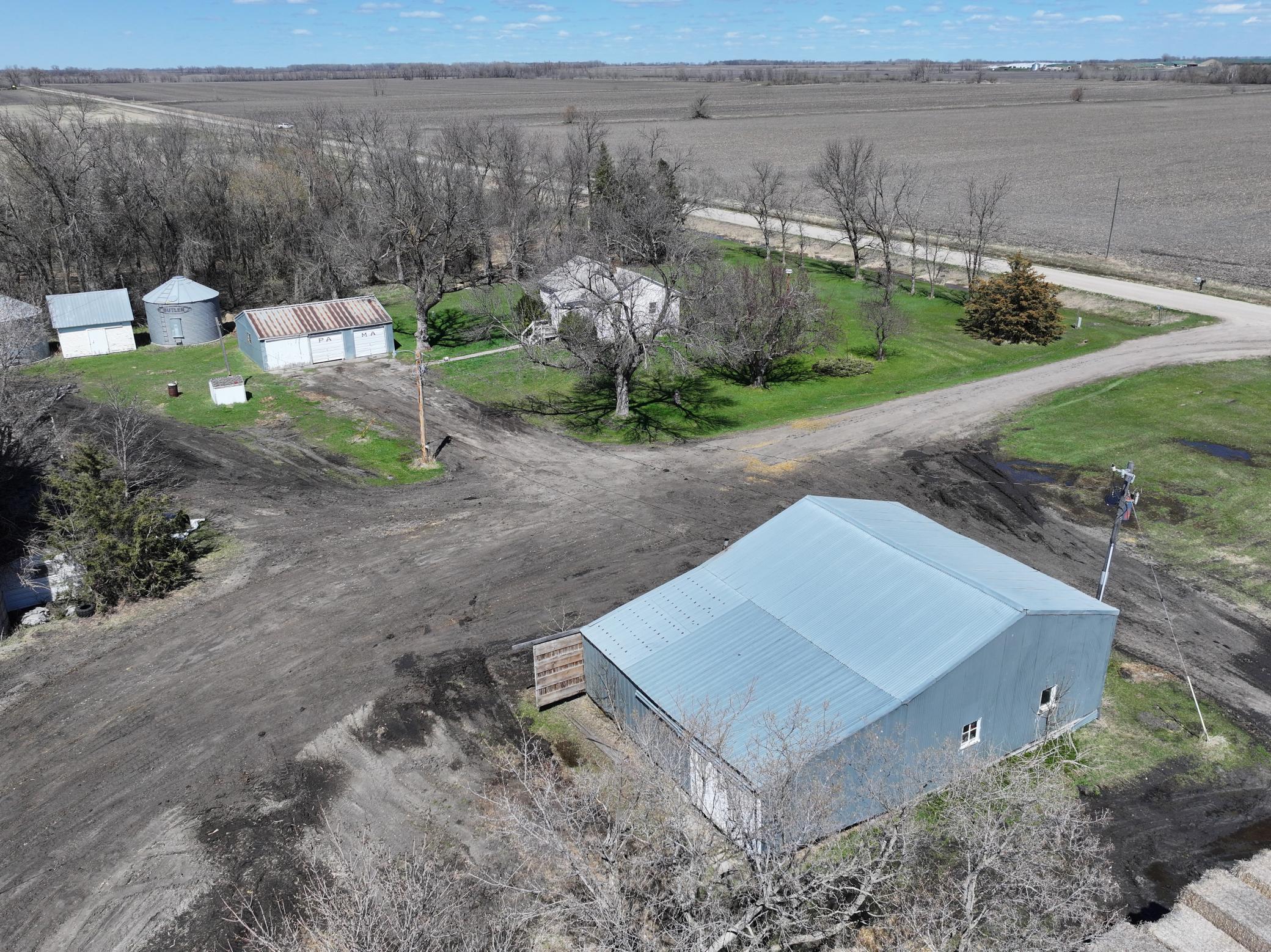 main property photo 46
