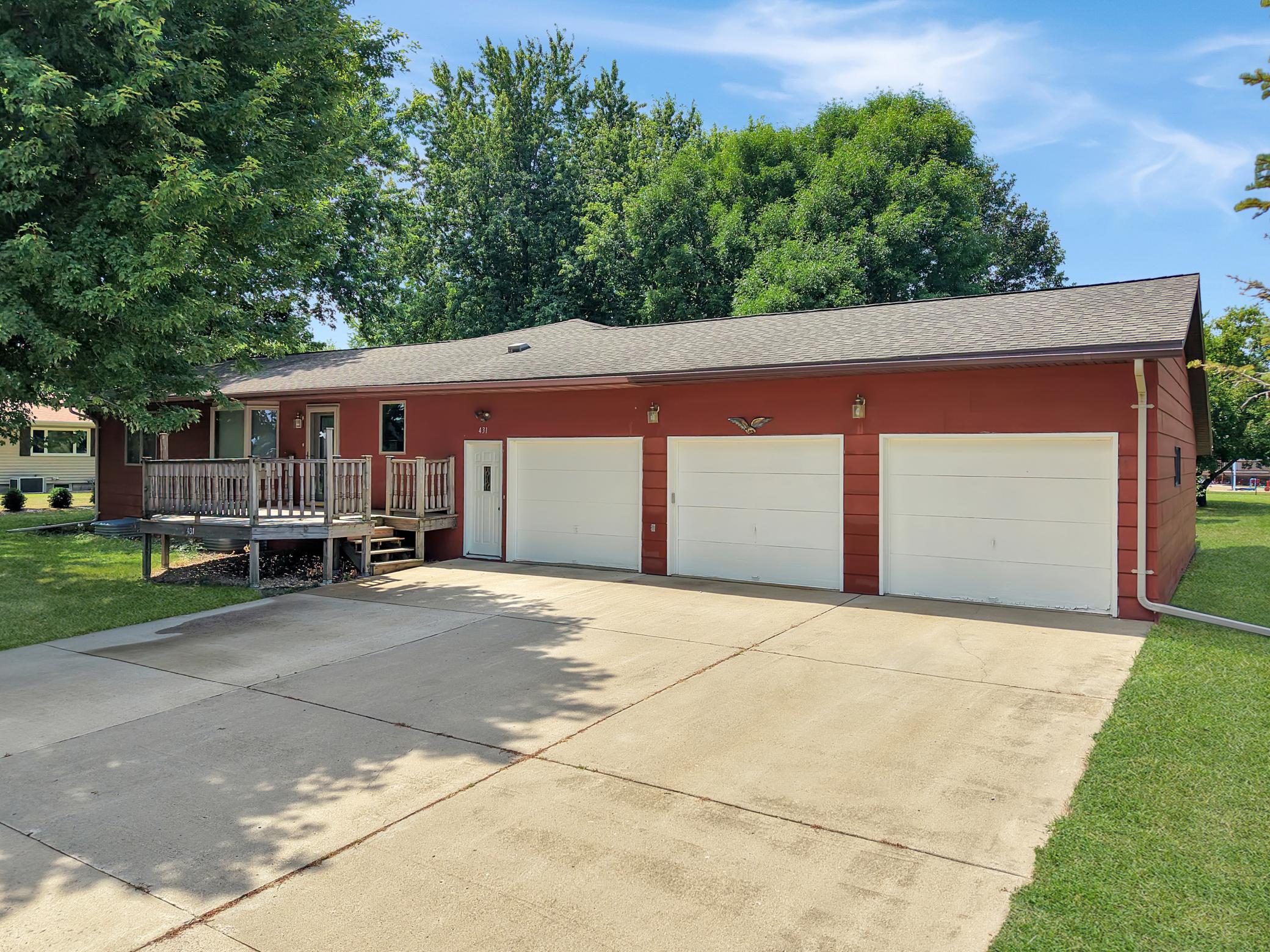 main property photo 0