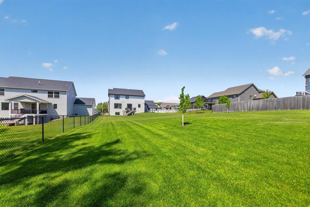 main property photo 77