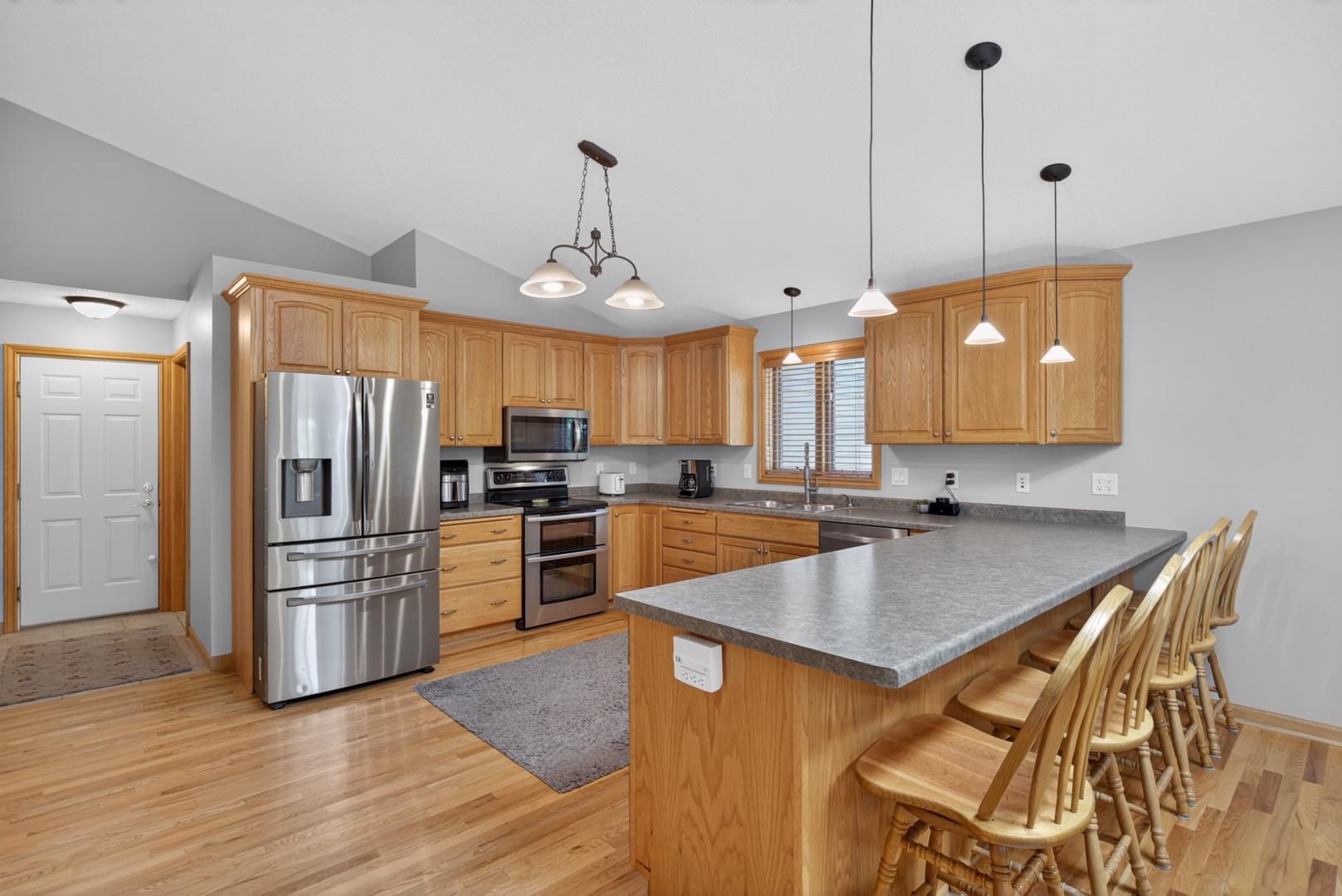 main property photo 12
