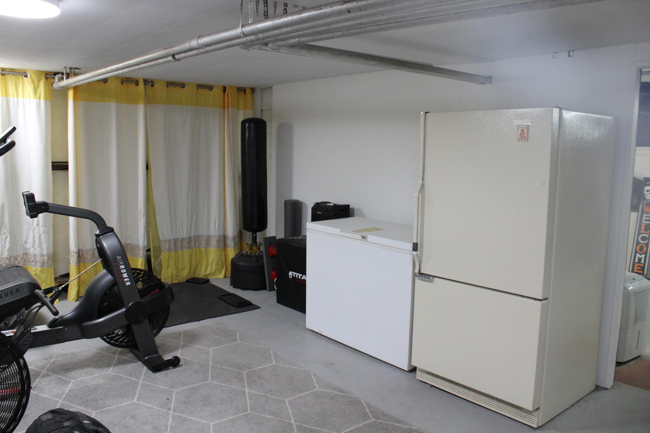 main property photo 59