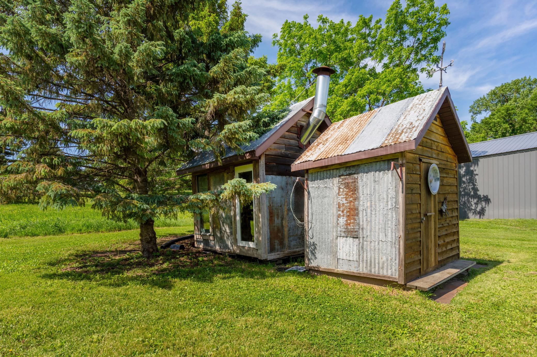 main property photo 18